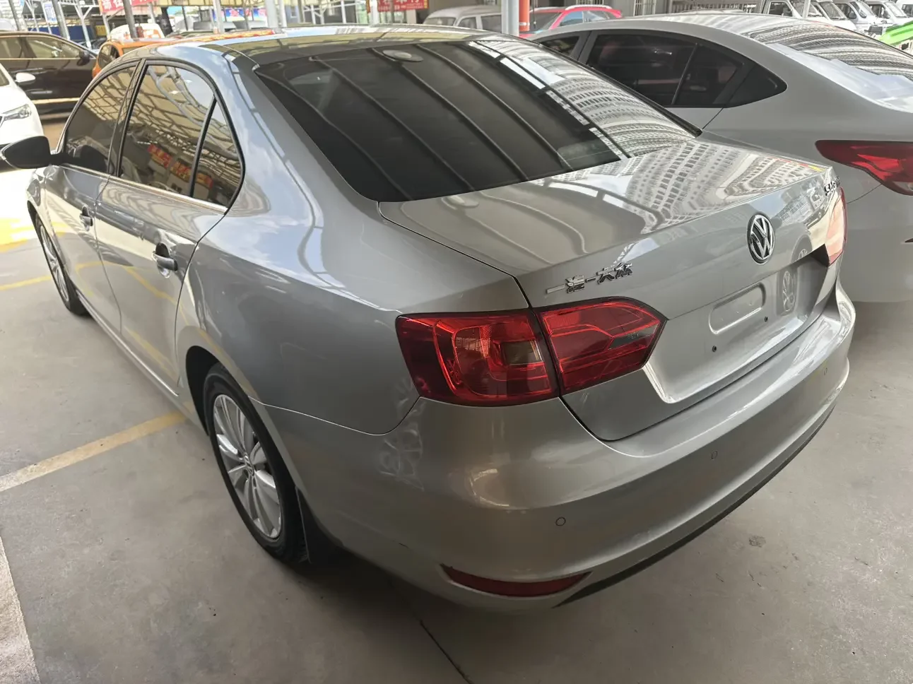 Volkswagen Sagitar