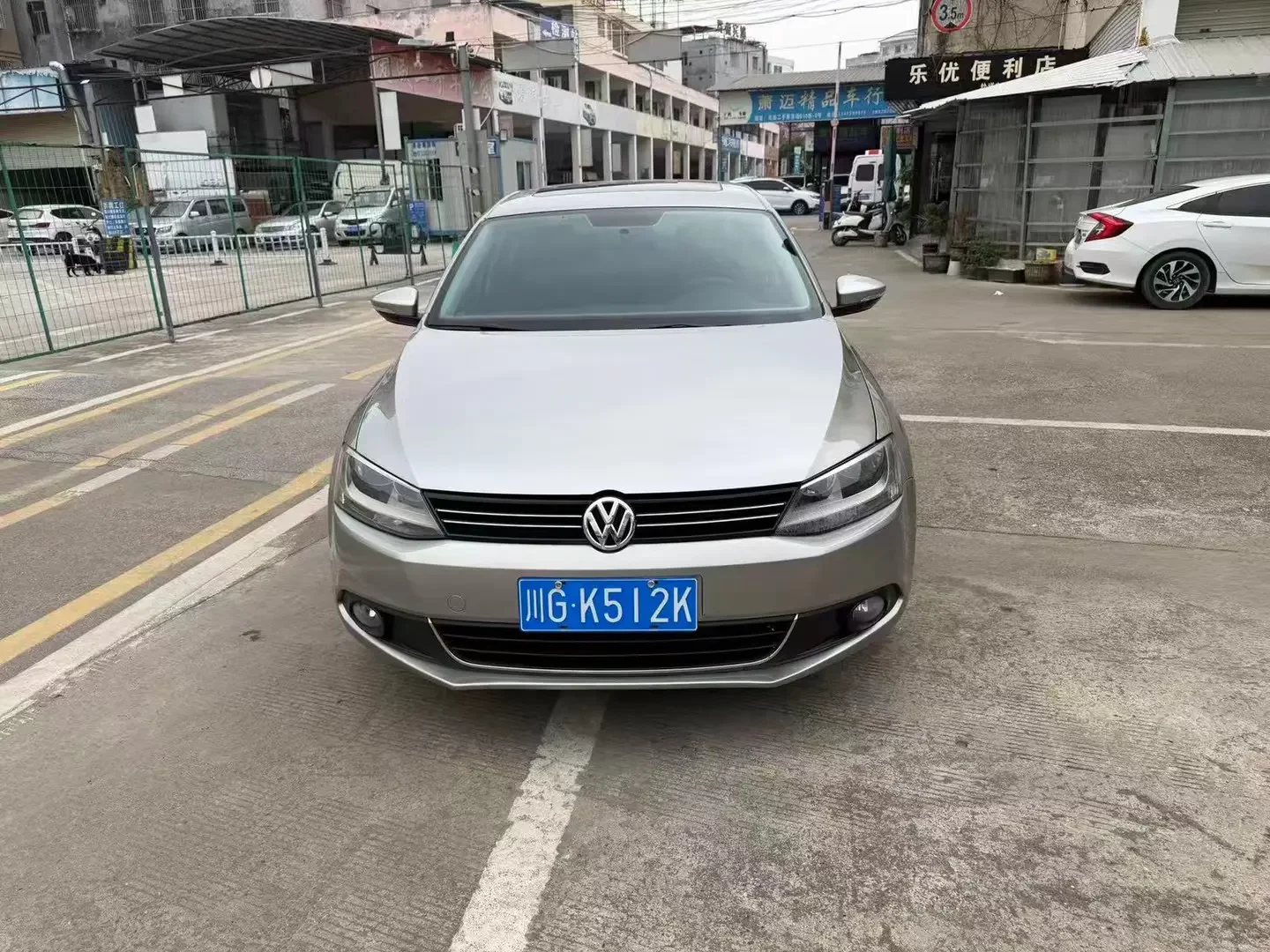 Volkswagen Sagitar
