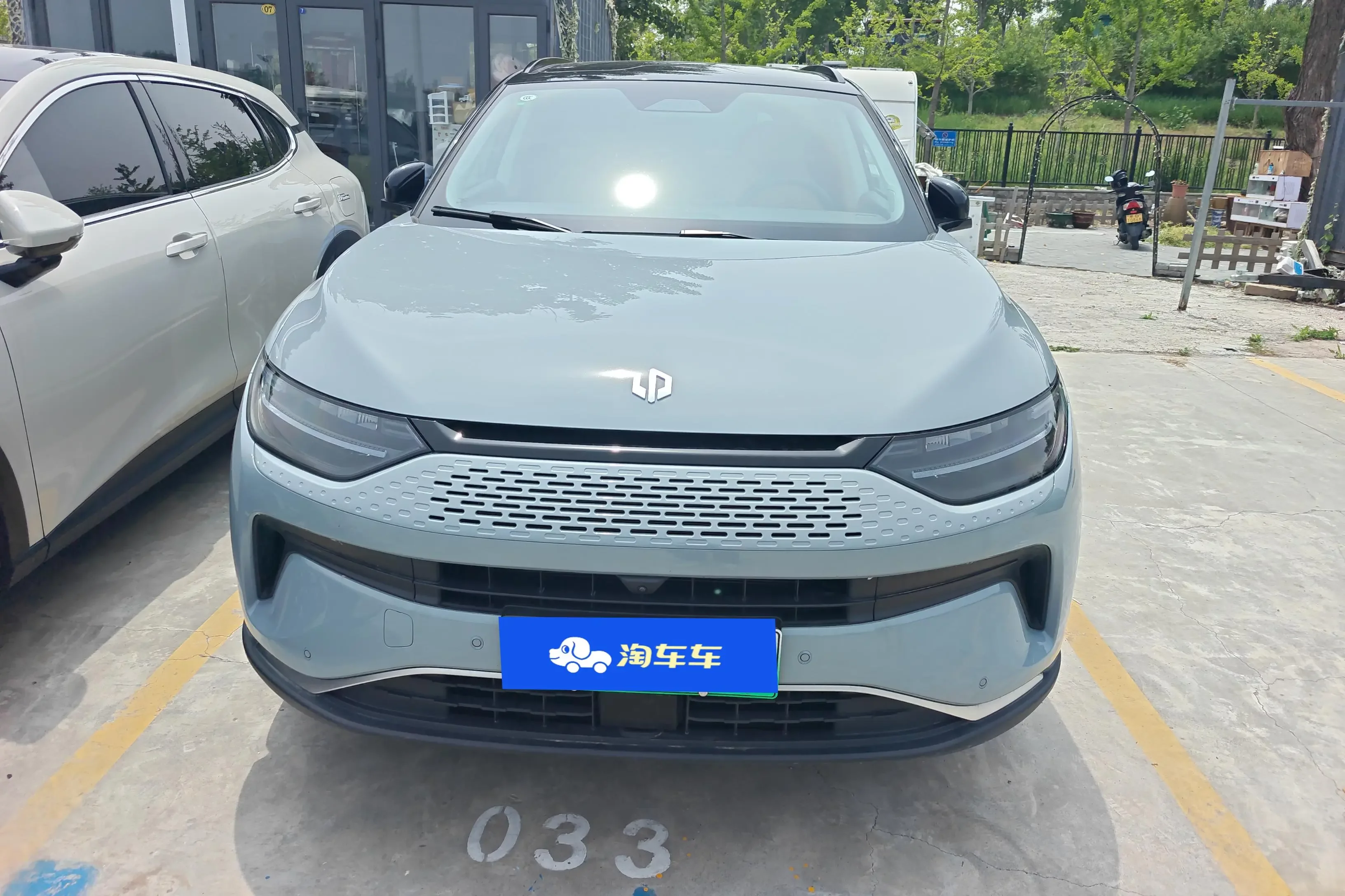 Leapmotor Zero running C11