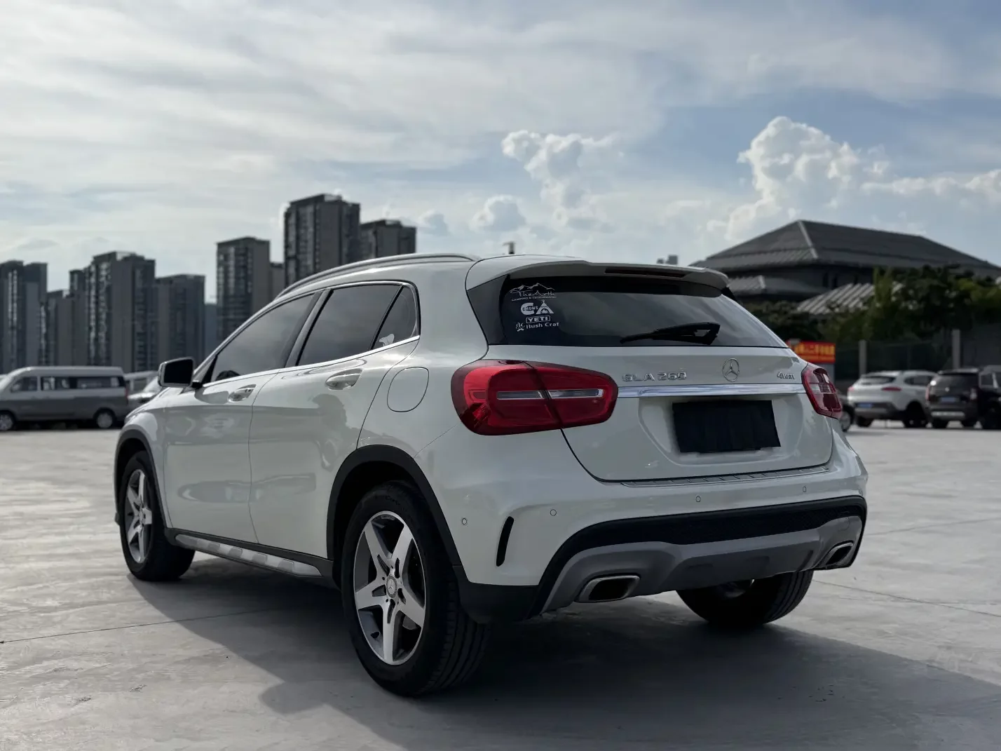 Mercedes-Benz GLA