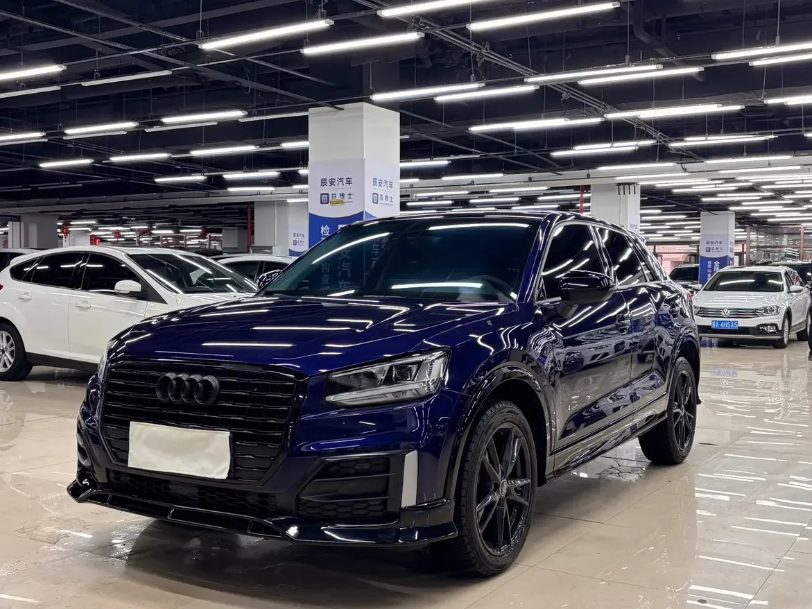 Audi Q2L