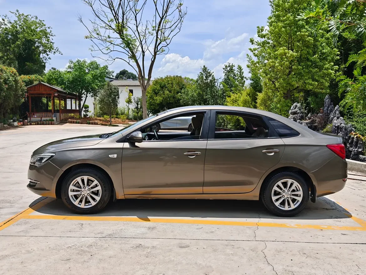 Buick Yinglang