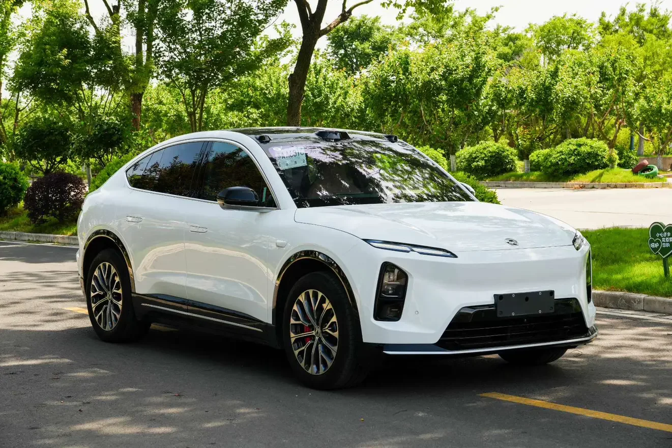 NIO EC6