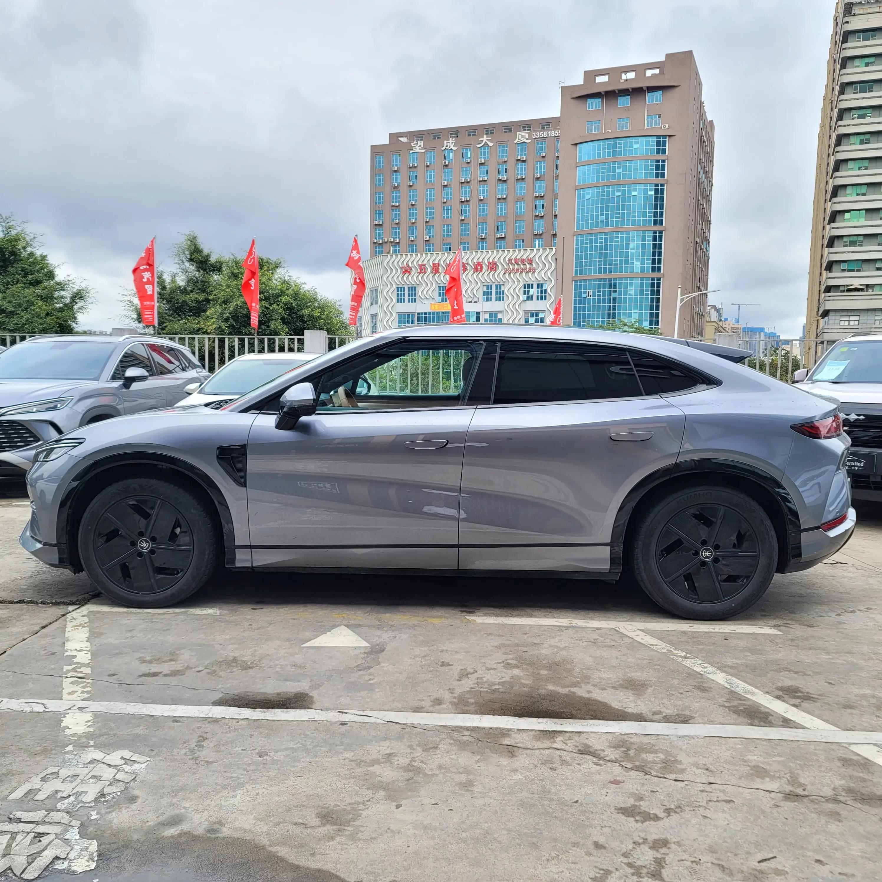 BYD Song L EV