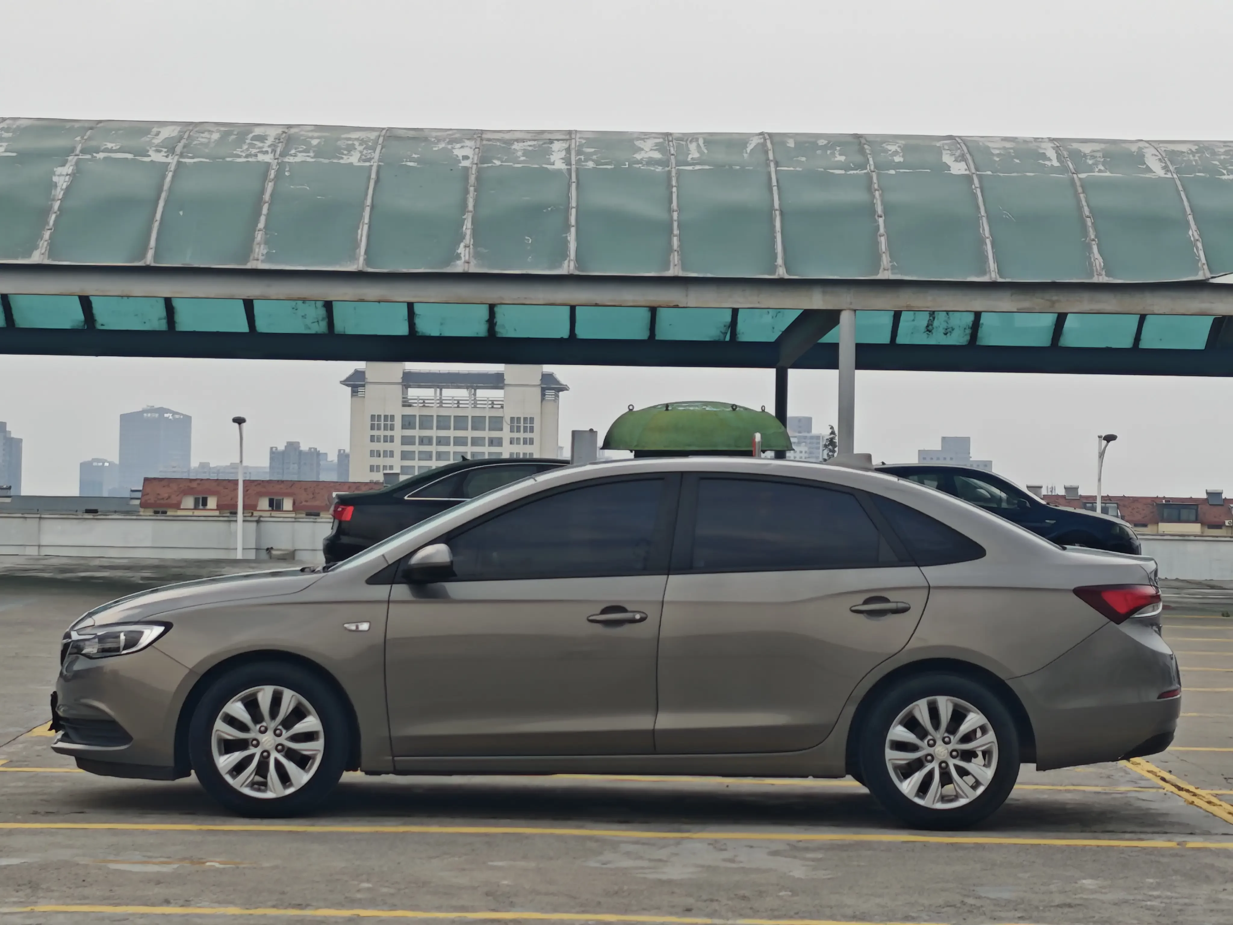 Buick Yinglang