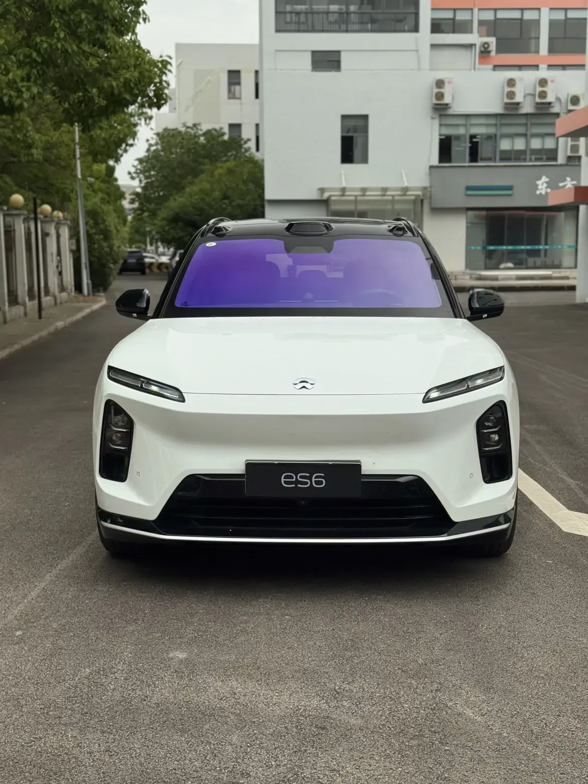 NIO ES6