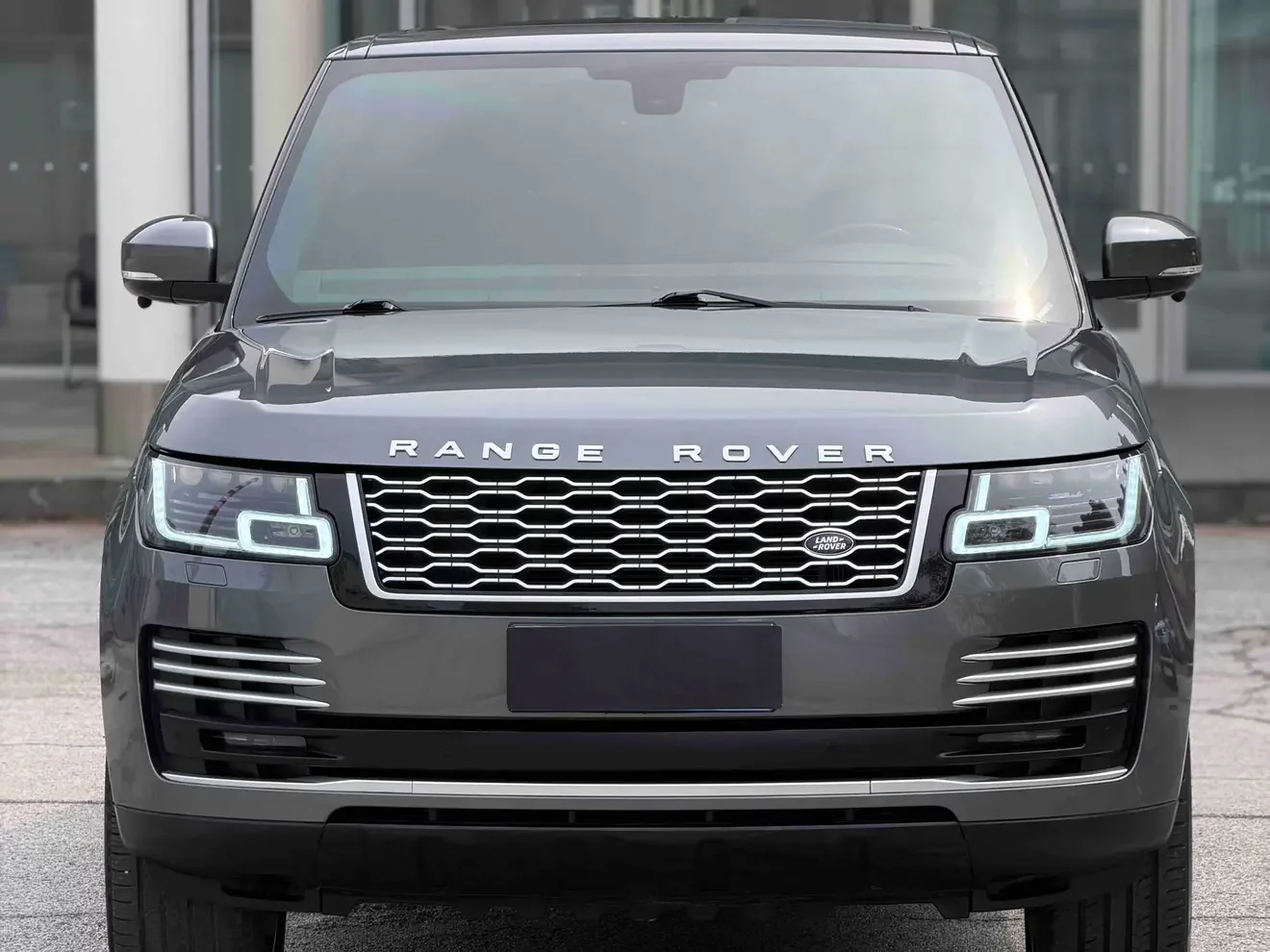 Land Rover range rover