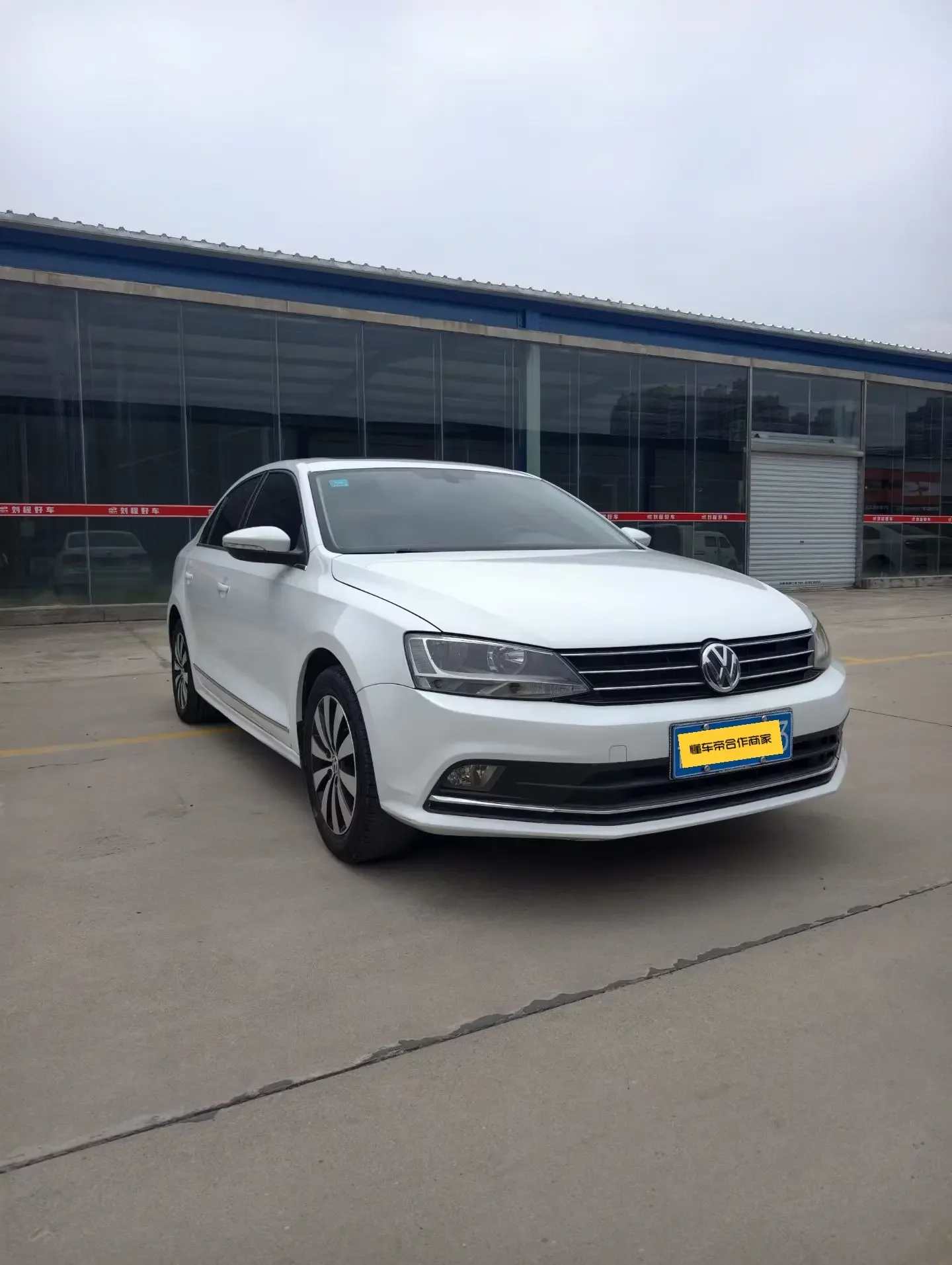 Volkswagen Sagitar