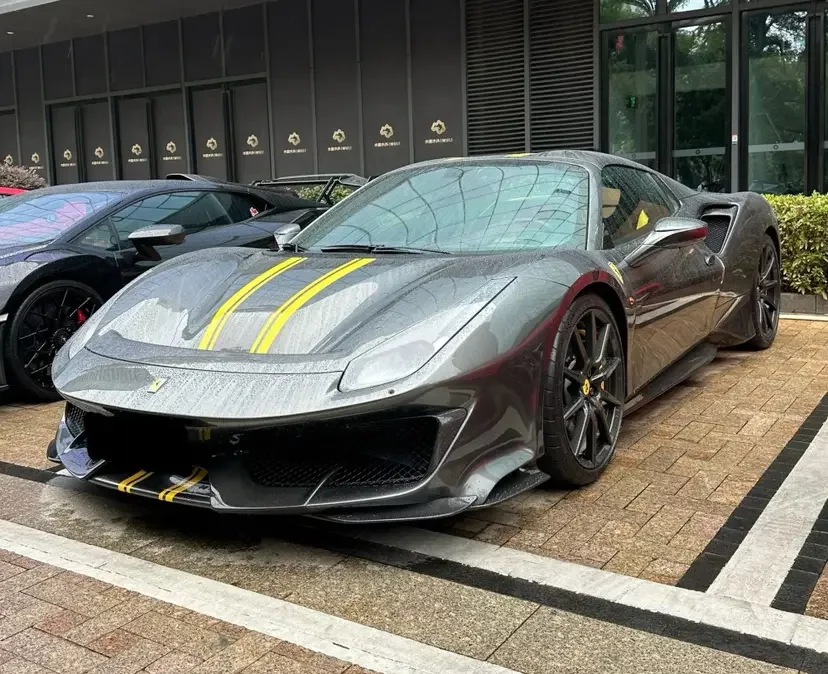 Ferrari 488