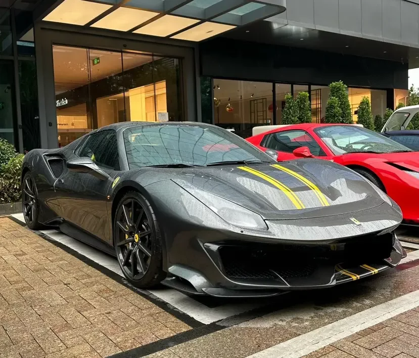Ferrari 488