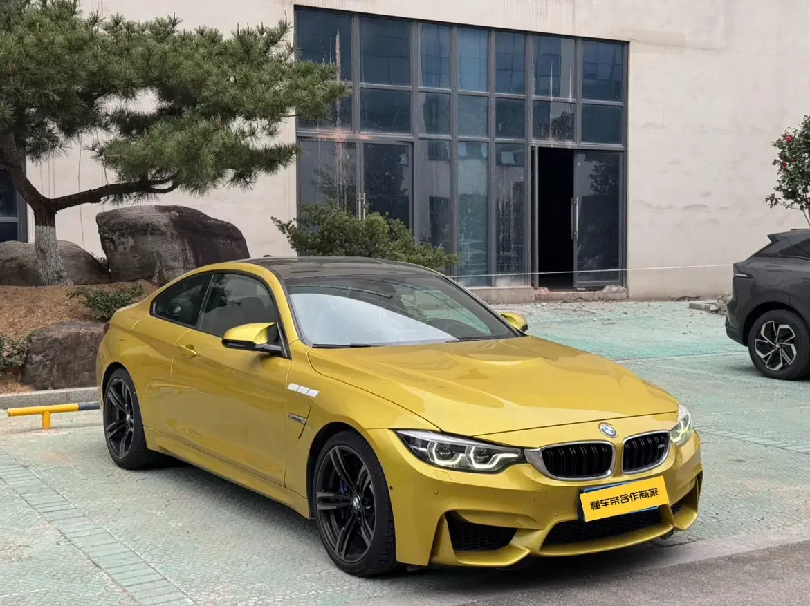 BMW M4