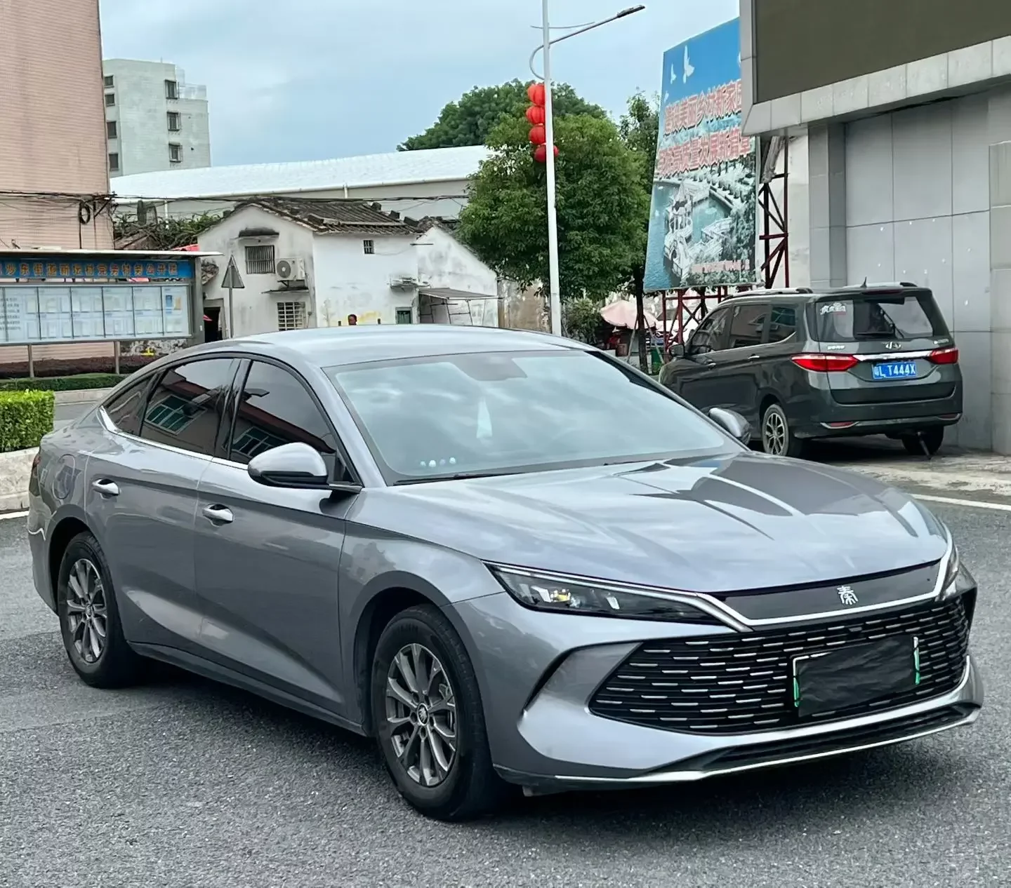 BYD Qin L DM