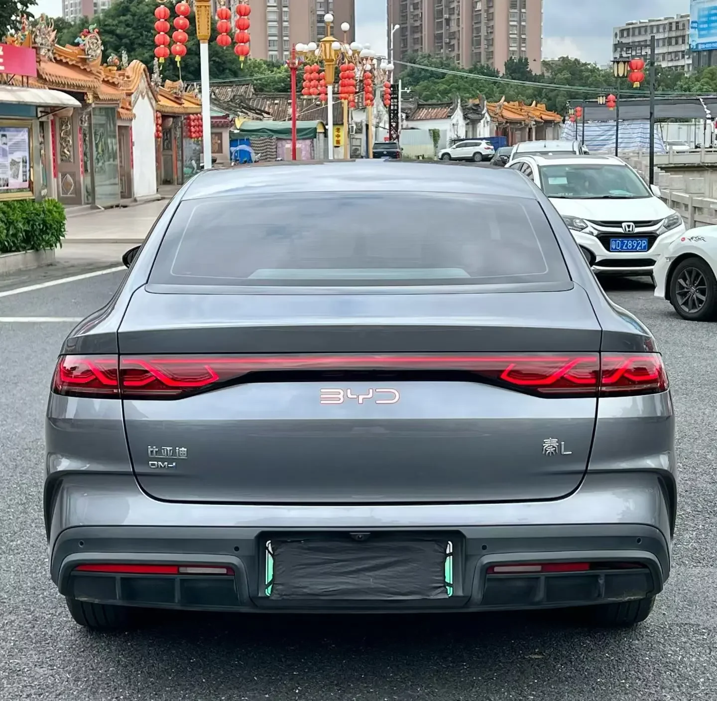 BYD Qin L DM