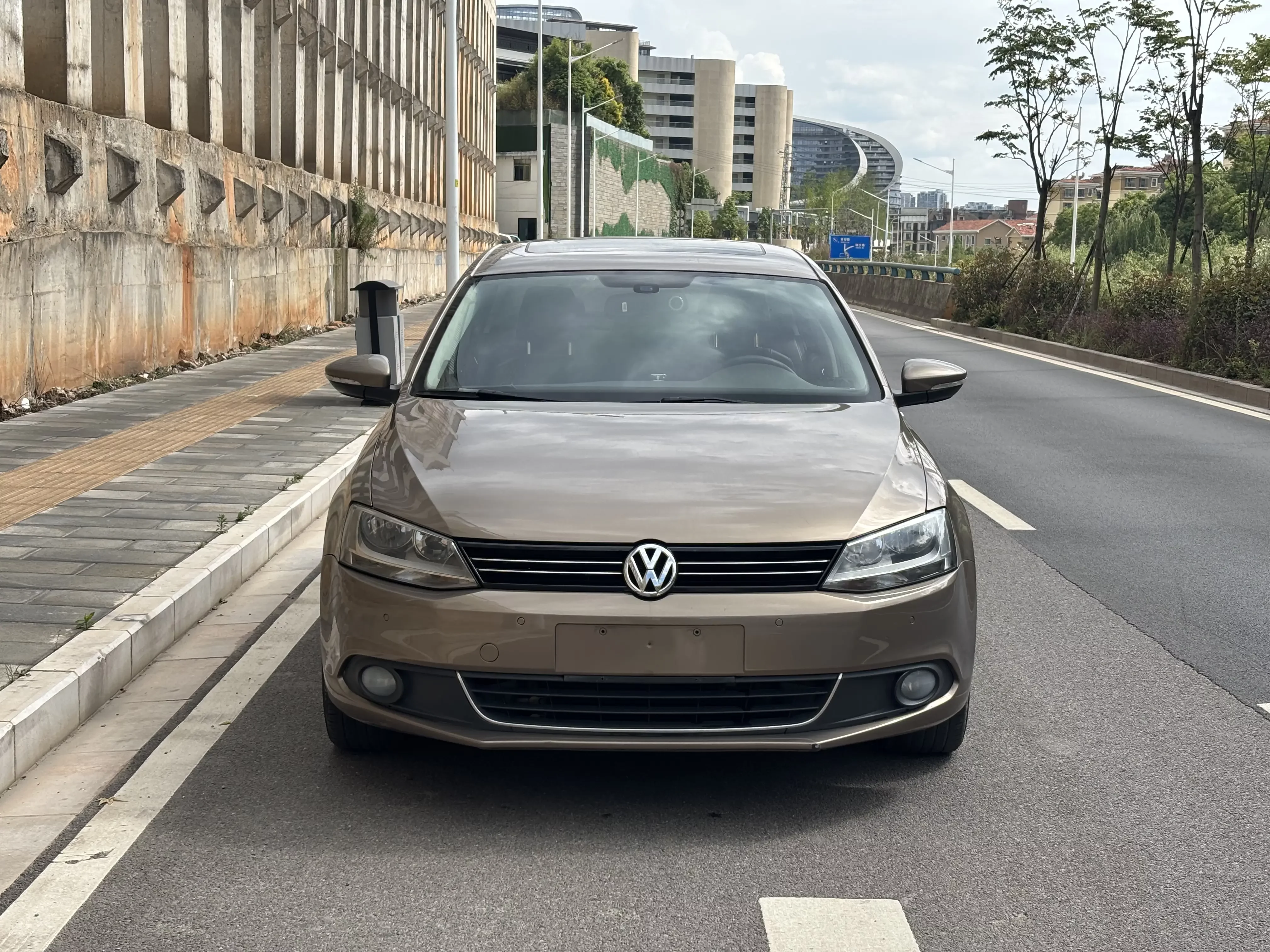 Volkswagen Sagitar