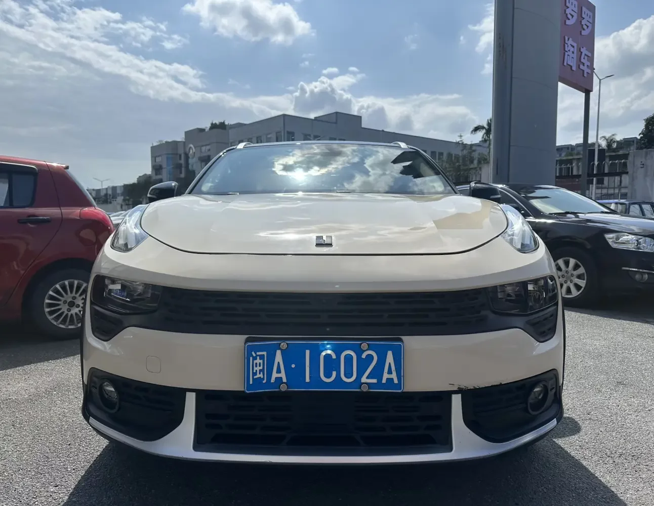 Lynk & Co 02