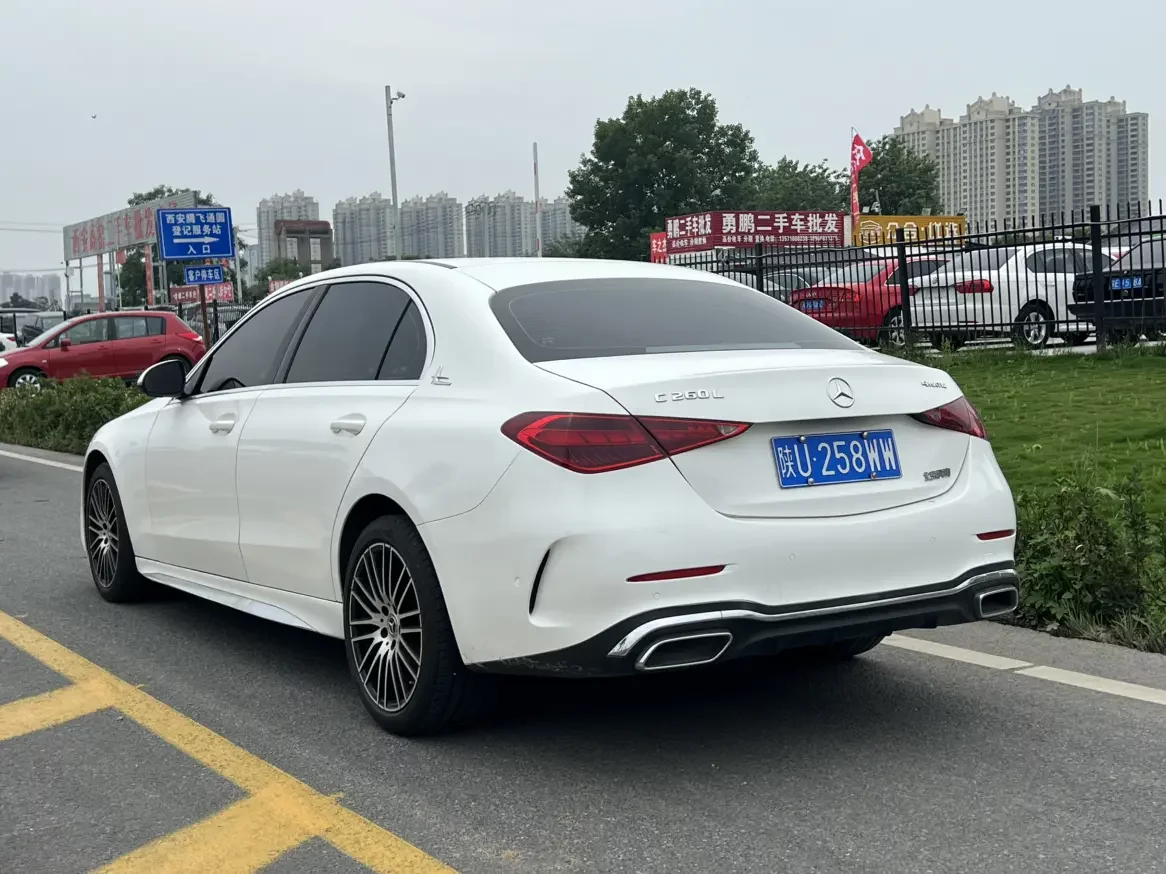 Mercedes-Benz C Class