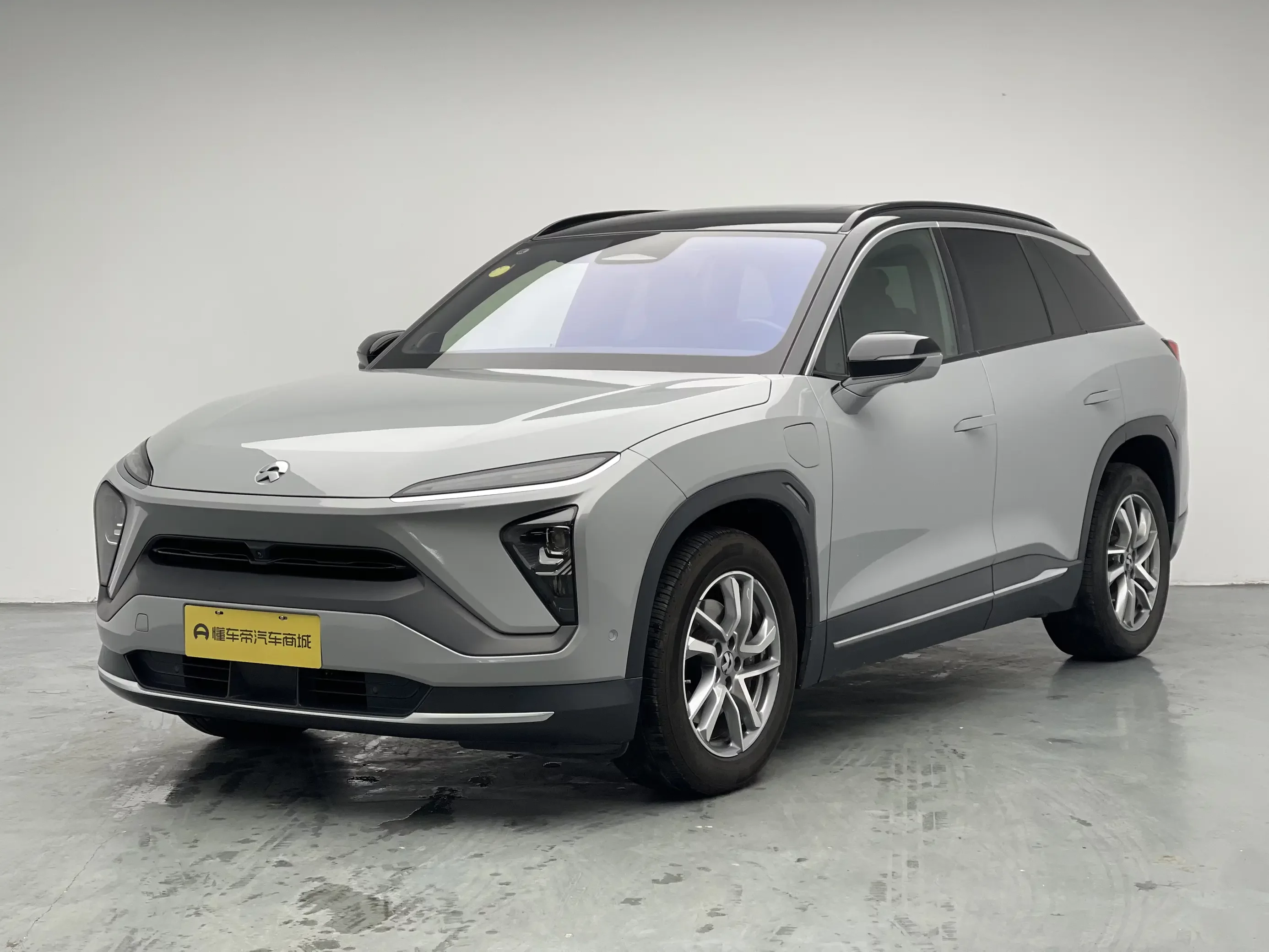 NIO ES6