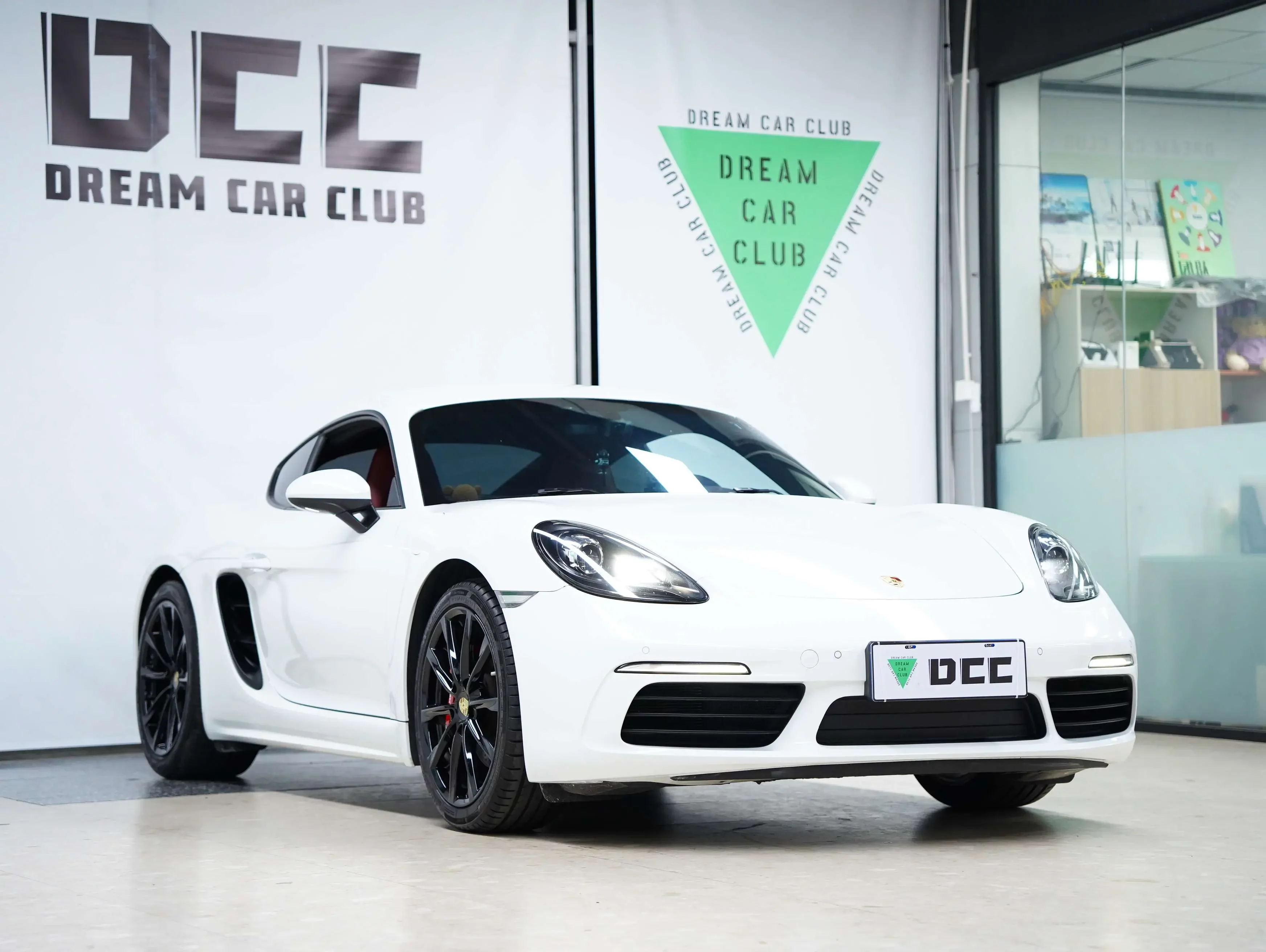 Porsche 718