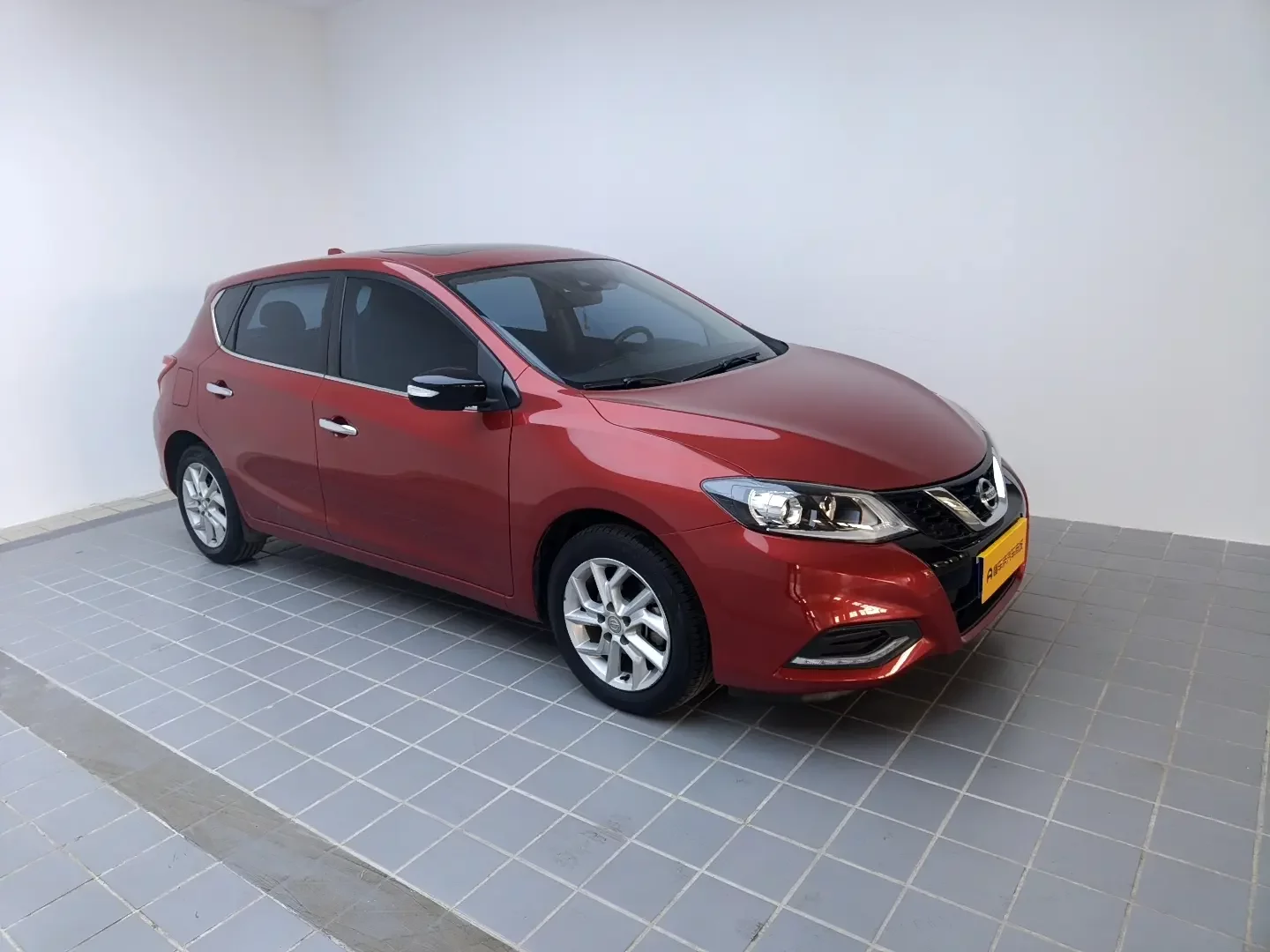 Nissan Tiida