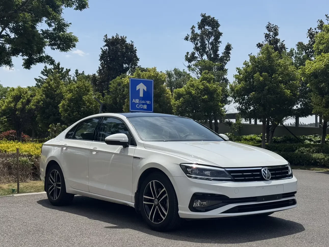 Volkswagen Lamando