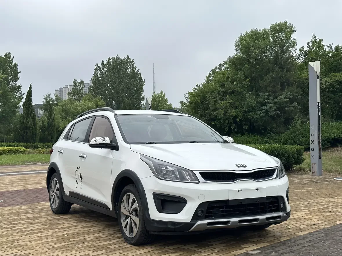 Kia KX CROSS