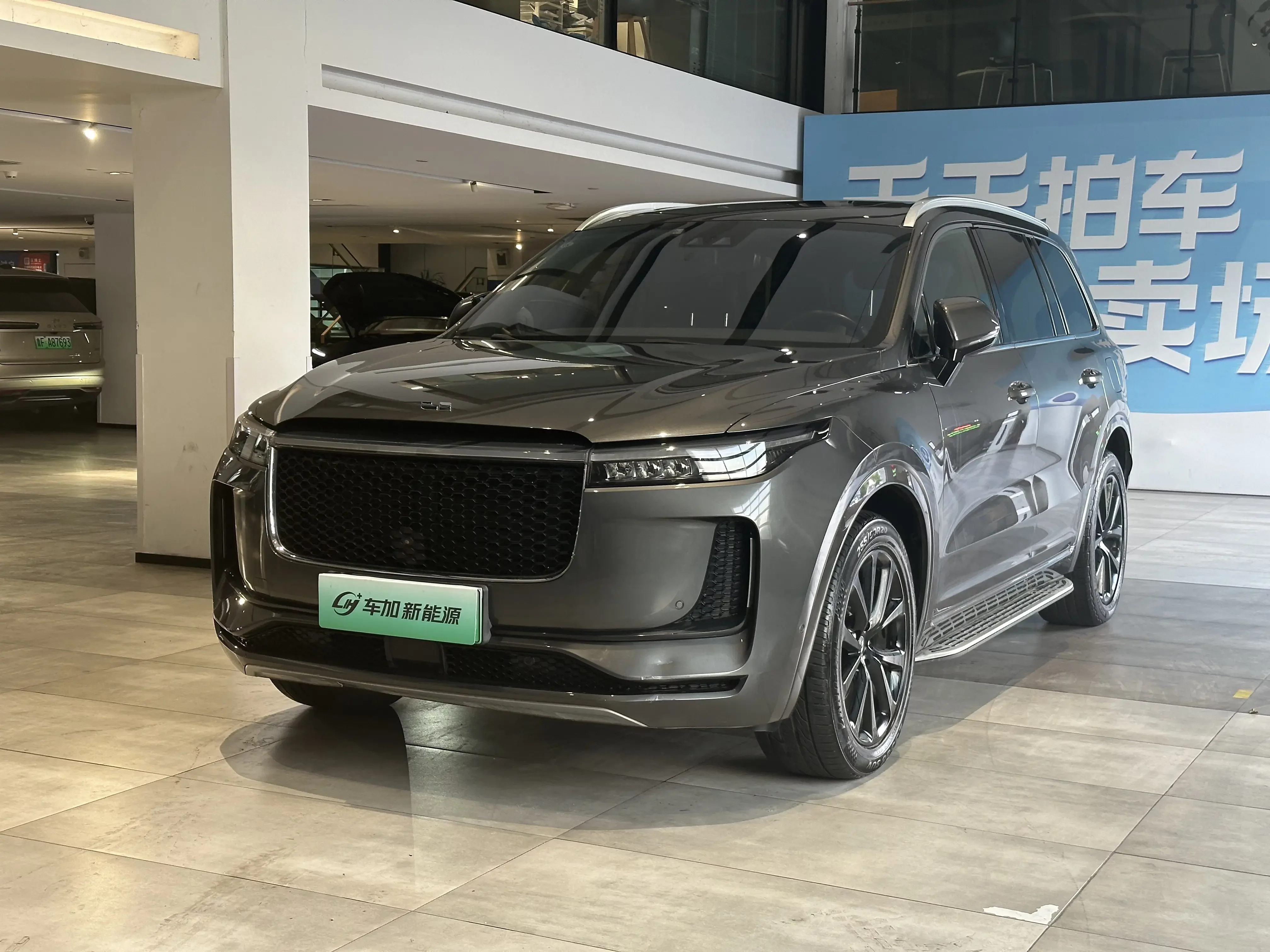 Li ONE (Ideal ONE)  из Китая