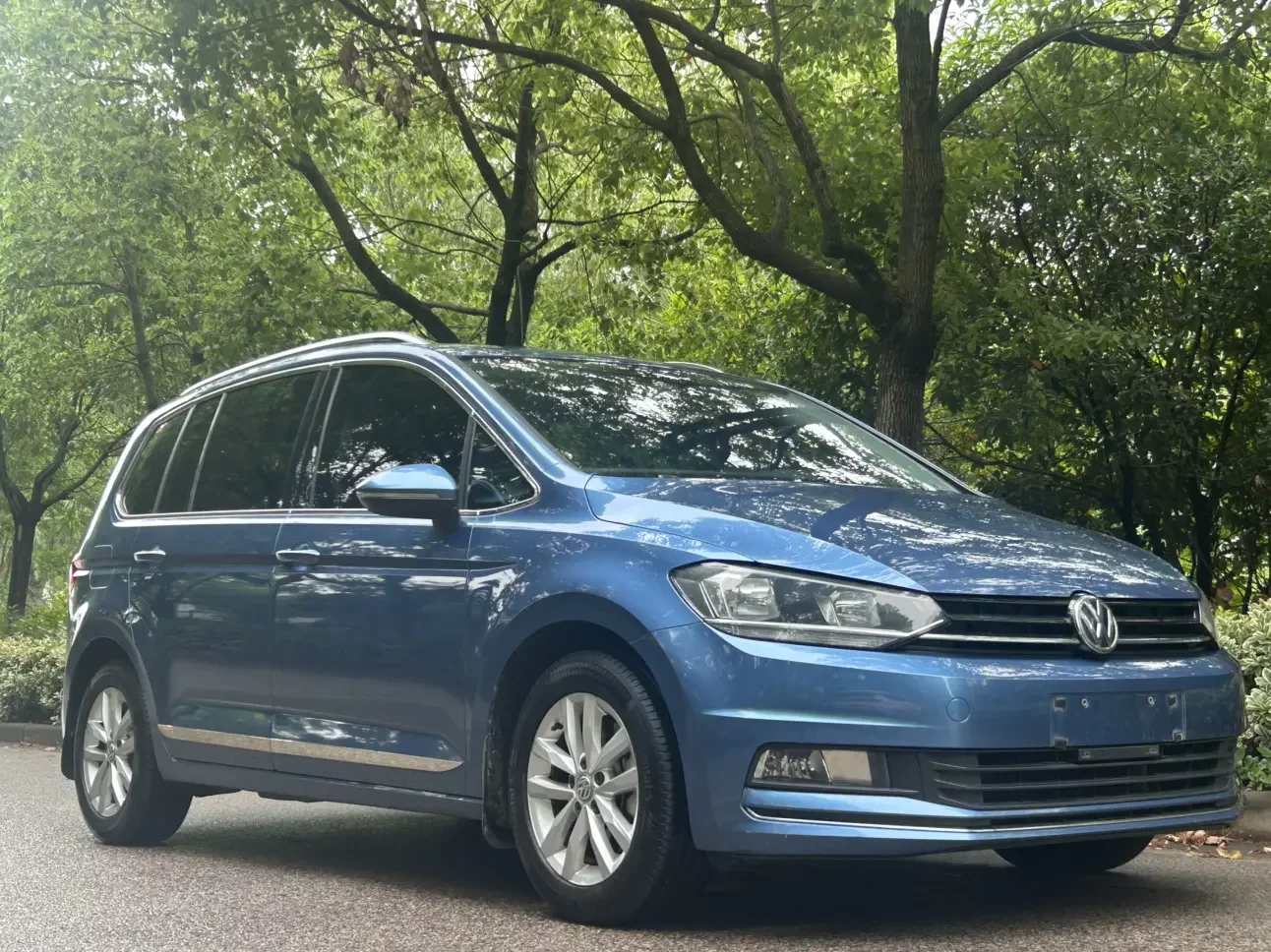 Volkswagen Touran L