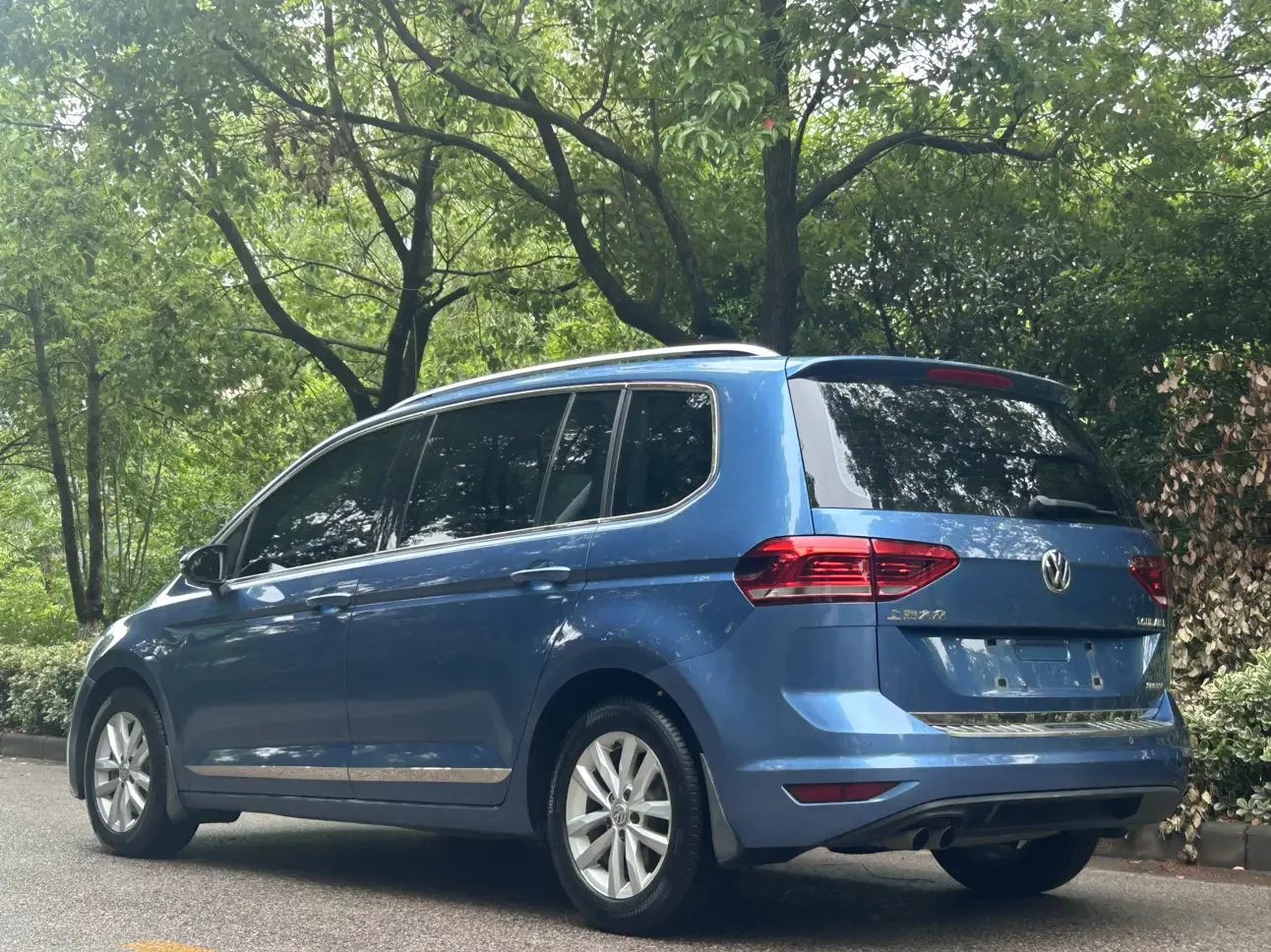 Volkswagen Touran L