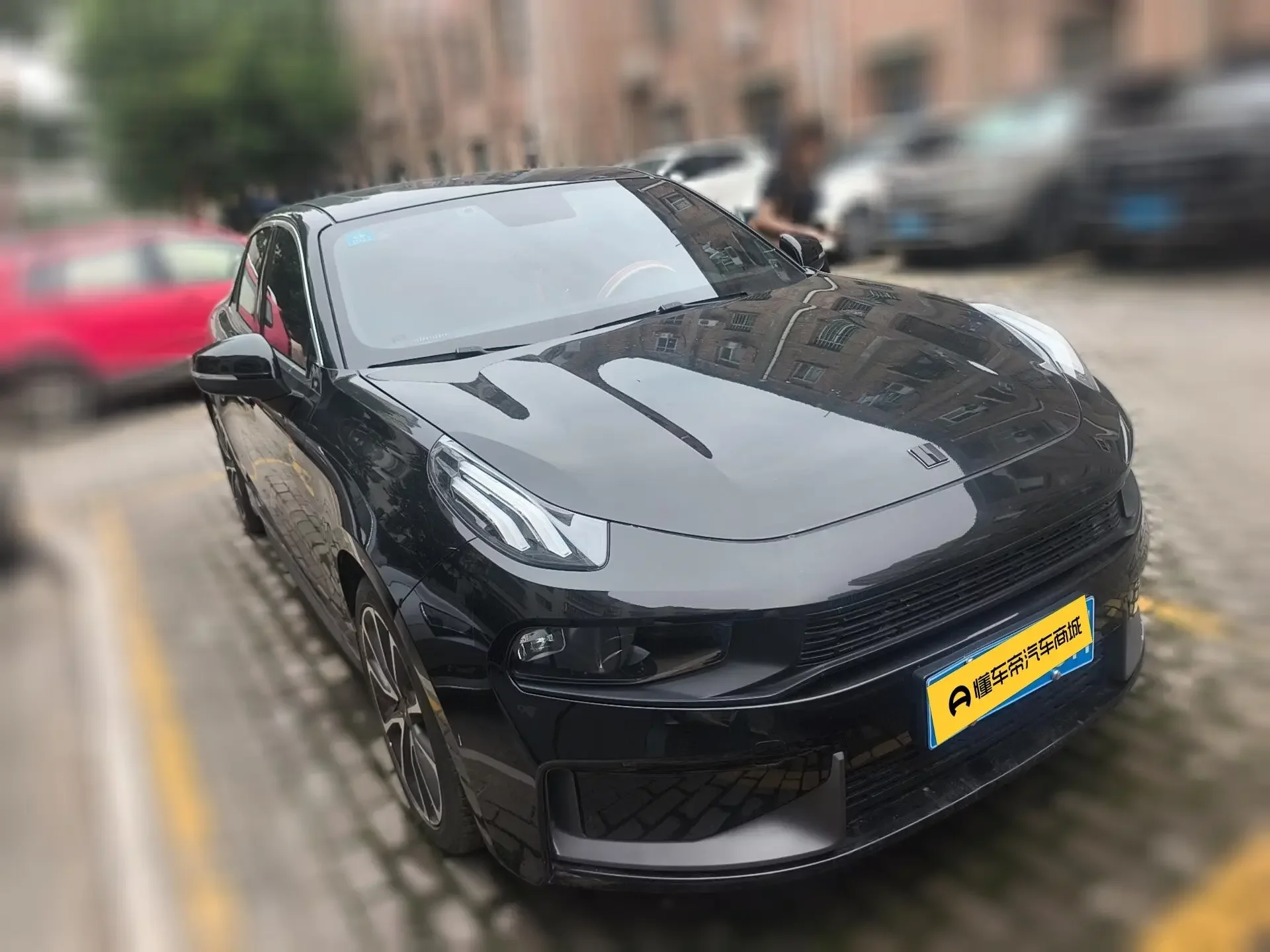 Lynk & Co 03