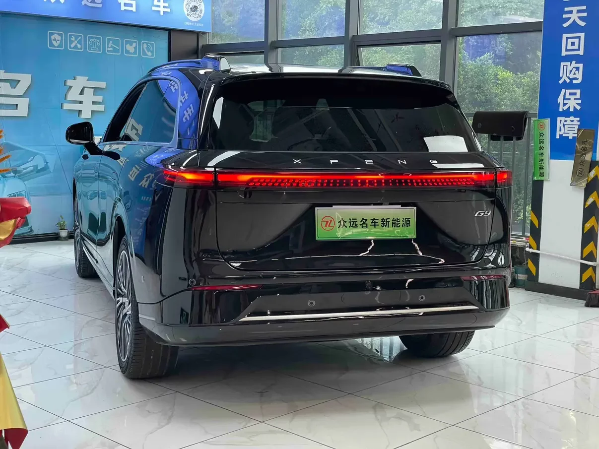 Xpeng G9