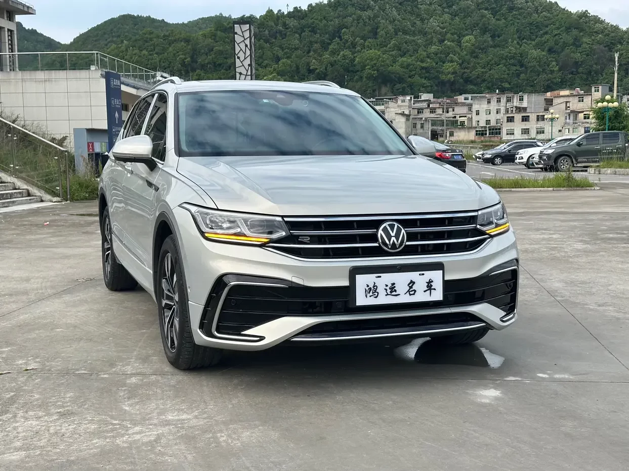 Volkswagen Tiguan L