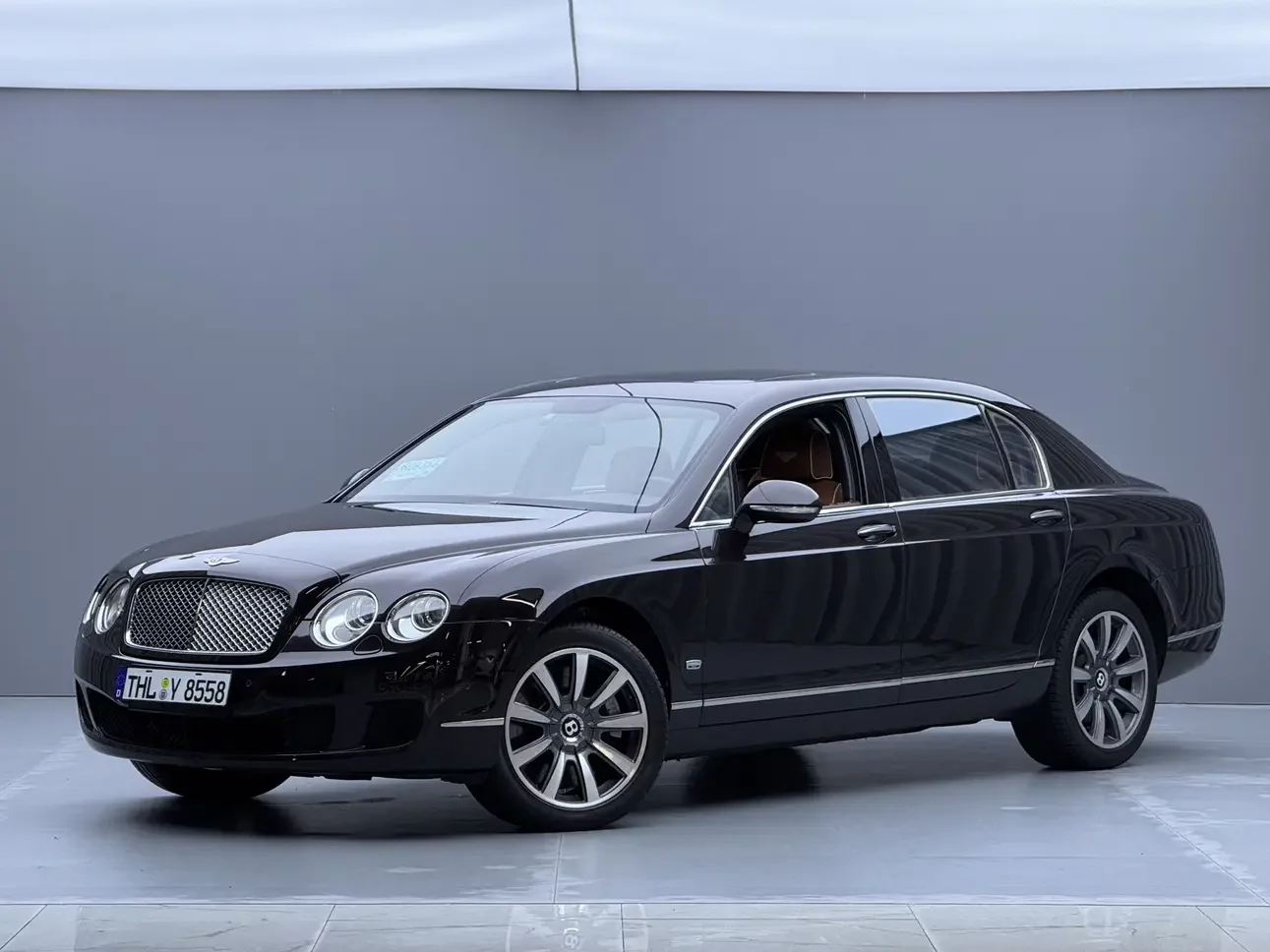 Bentley galloping
