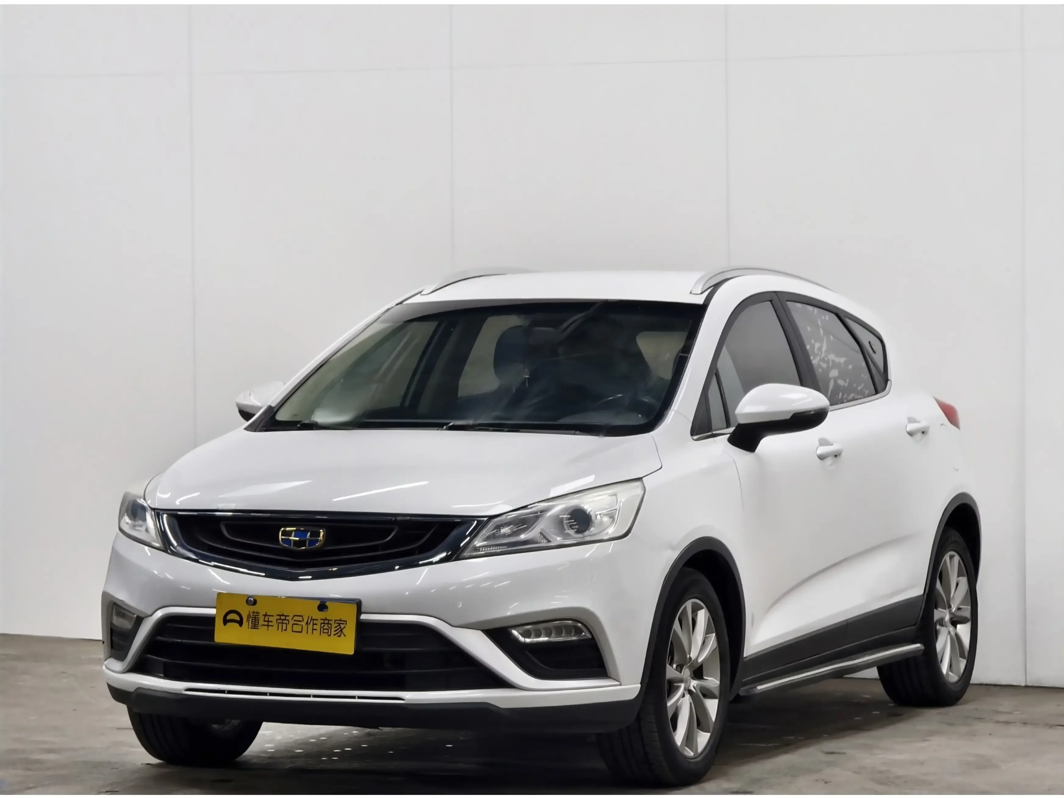 Geely Emgrand GS  из Китая