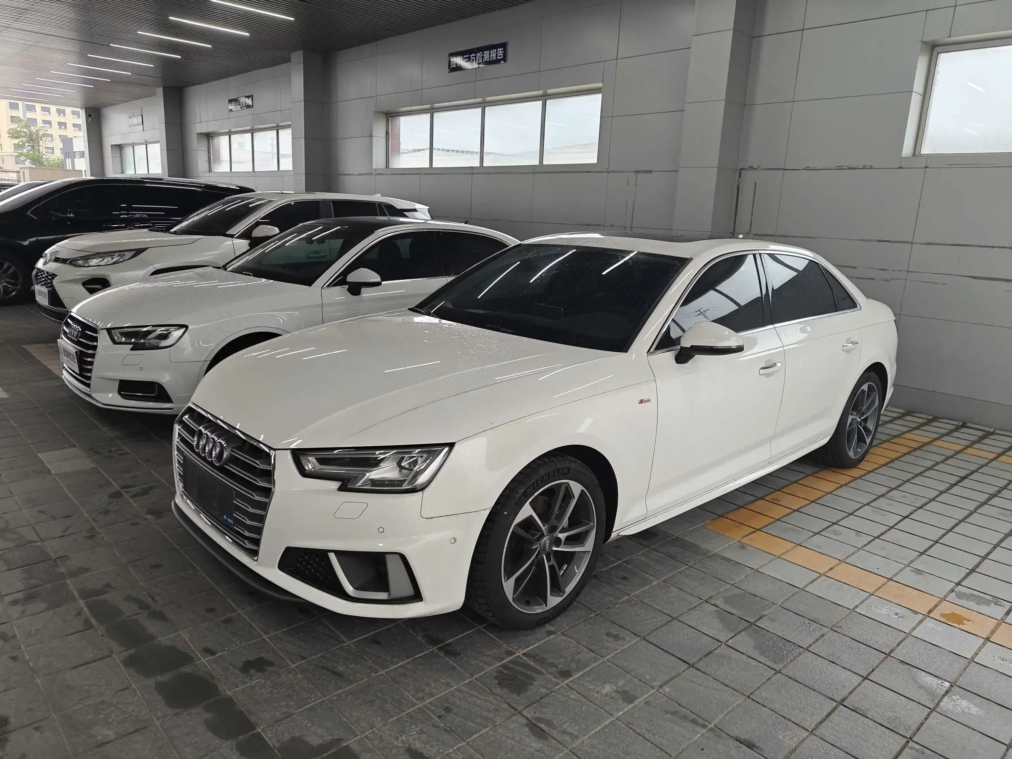 Audi A4L