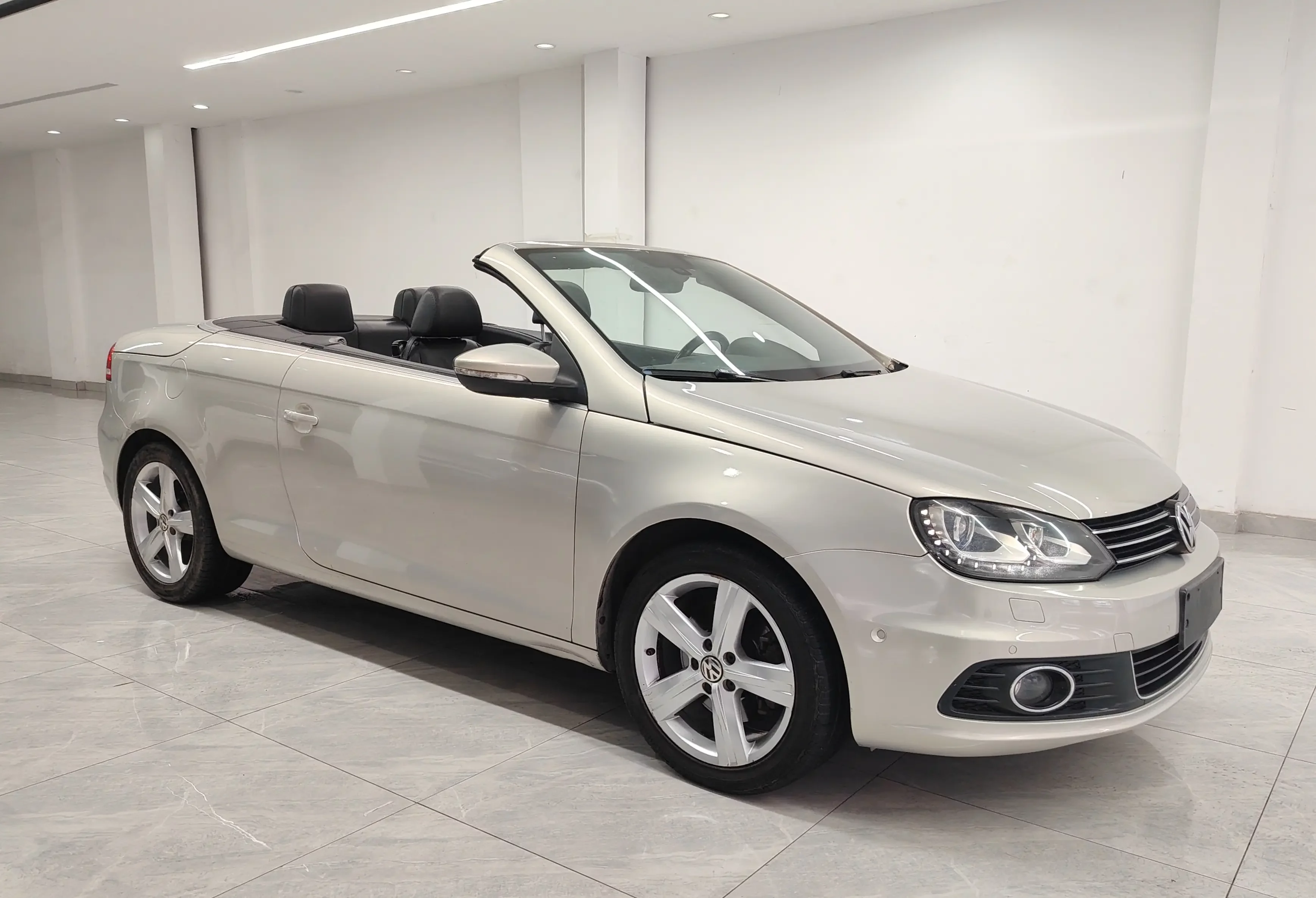 Volkswagen Eos