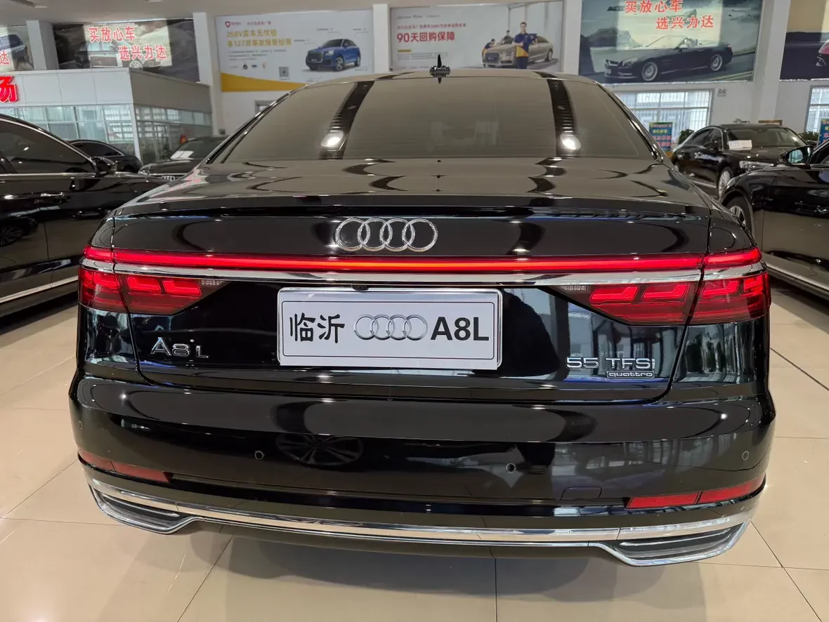 Audi A8