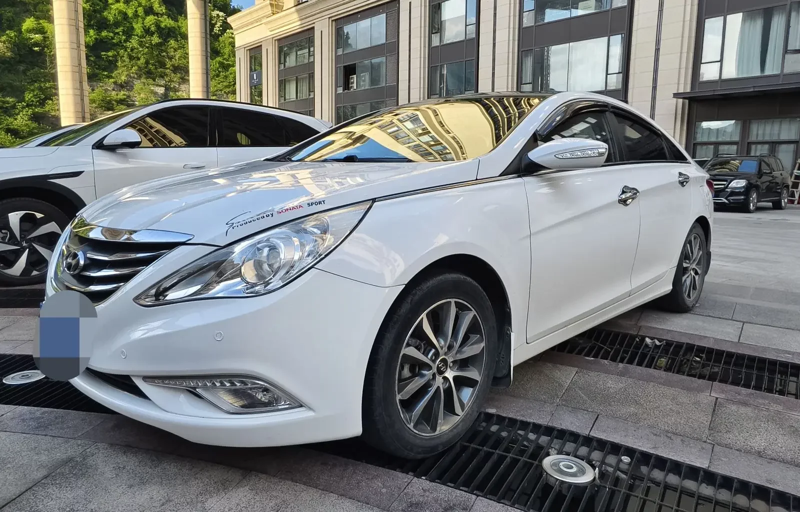 Hyundai sonata eight