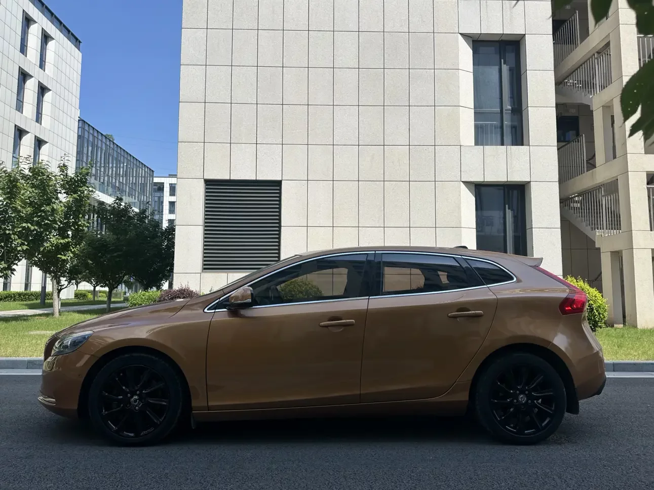 Volvo V40