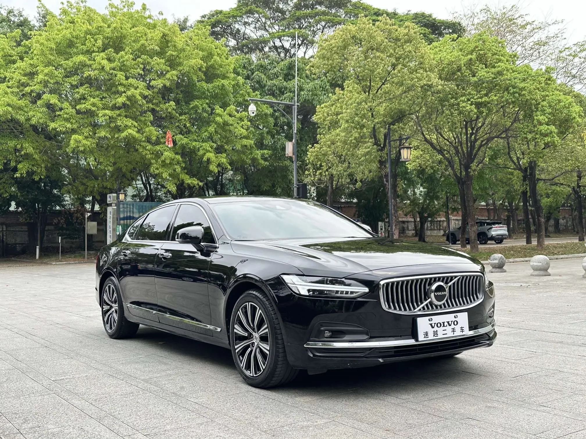 Volvo S90