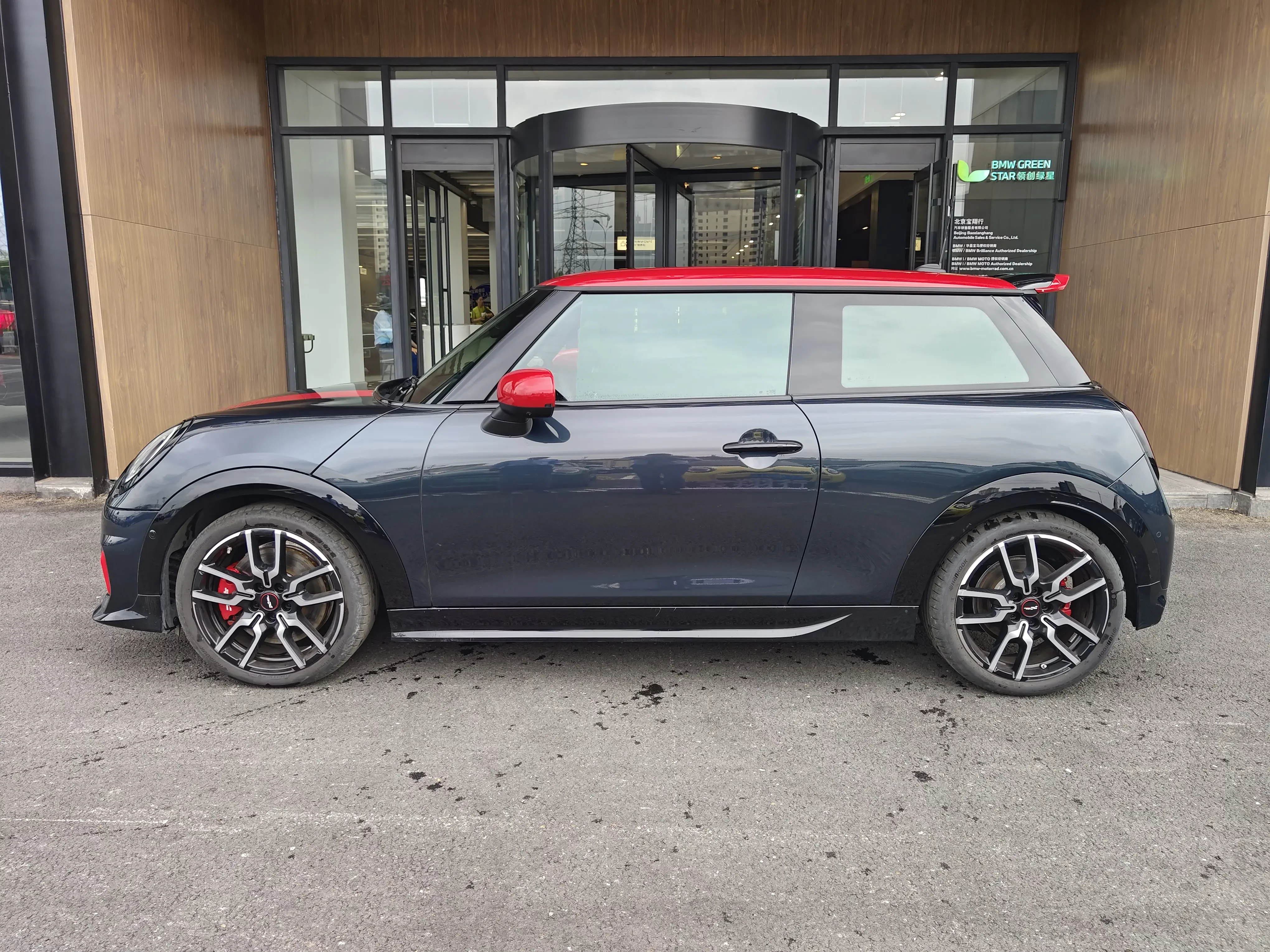 MINI JCW