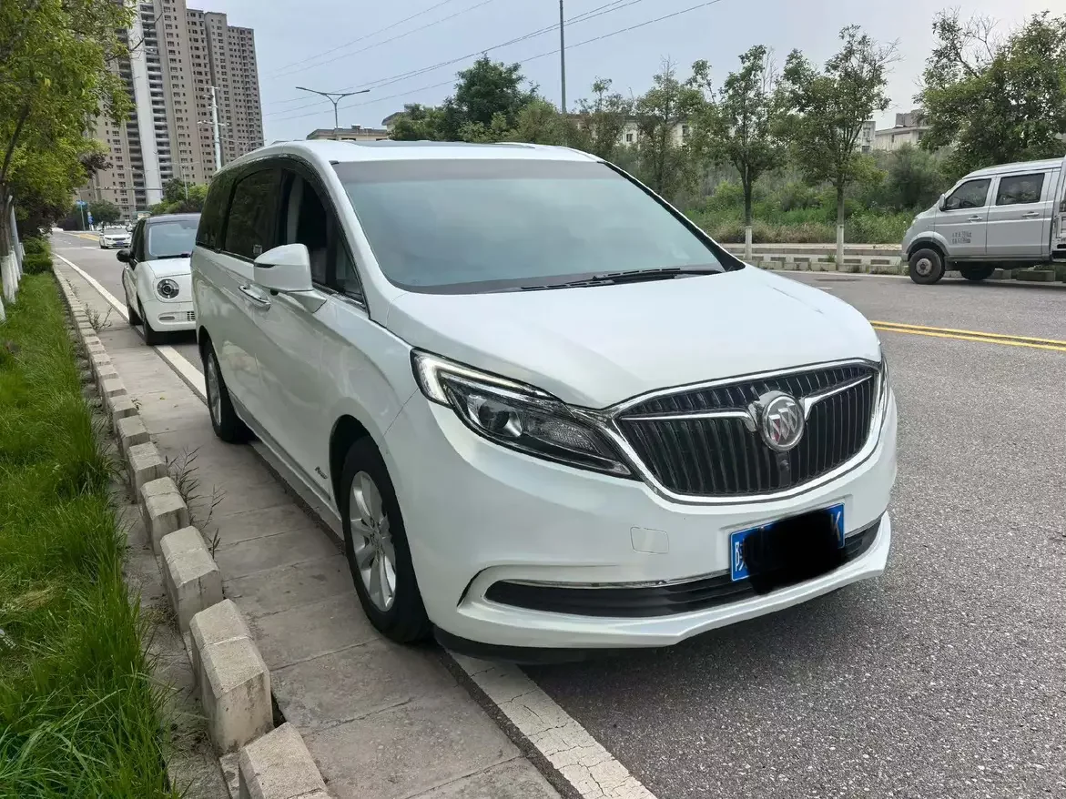 Buick GL8