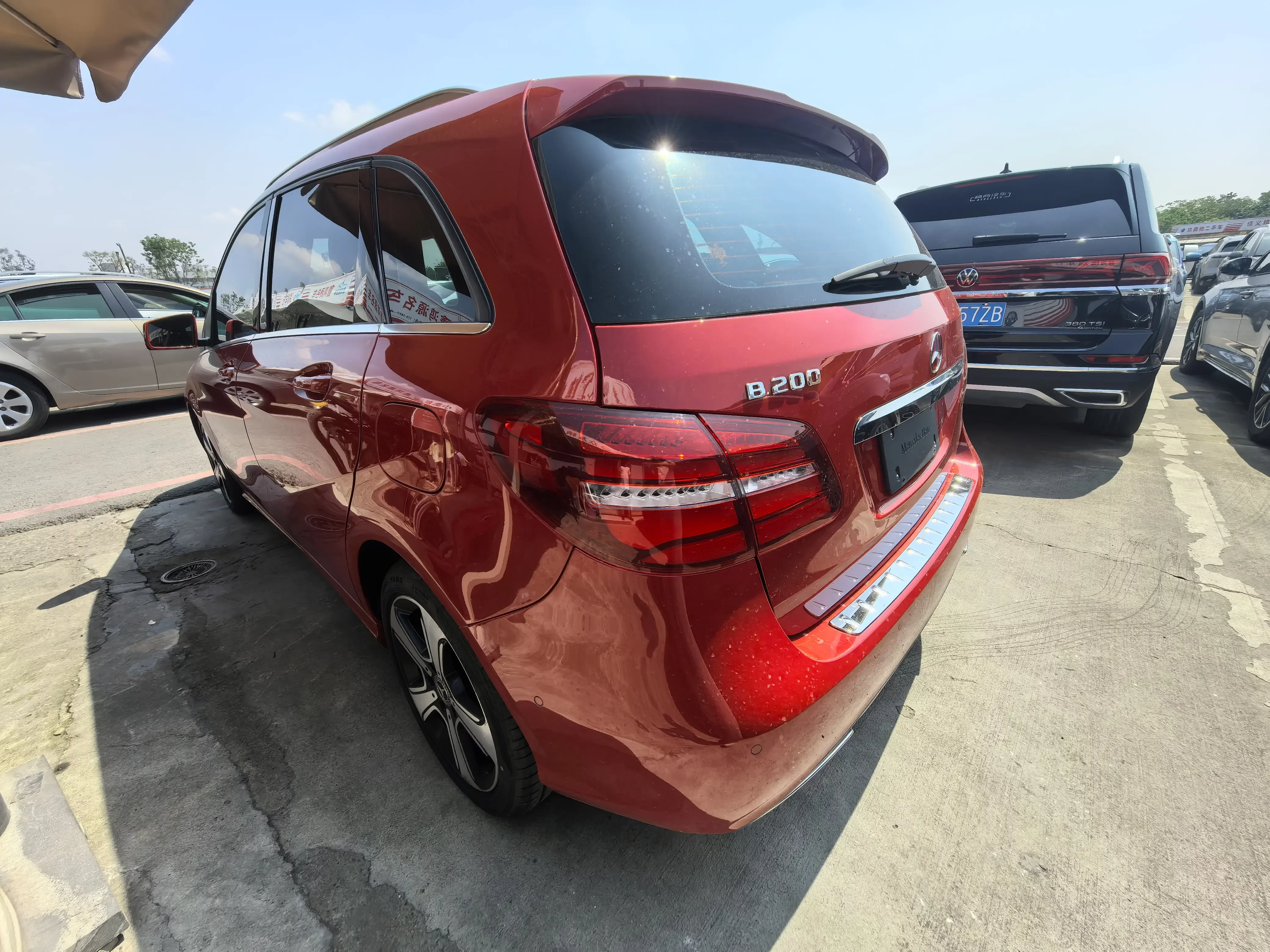 Mercedes-Benz B Class