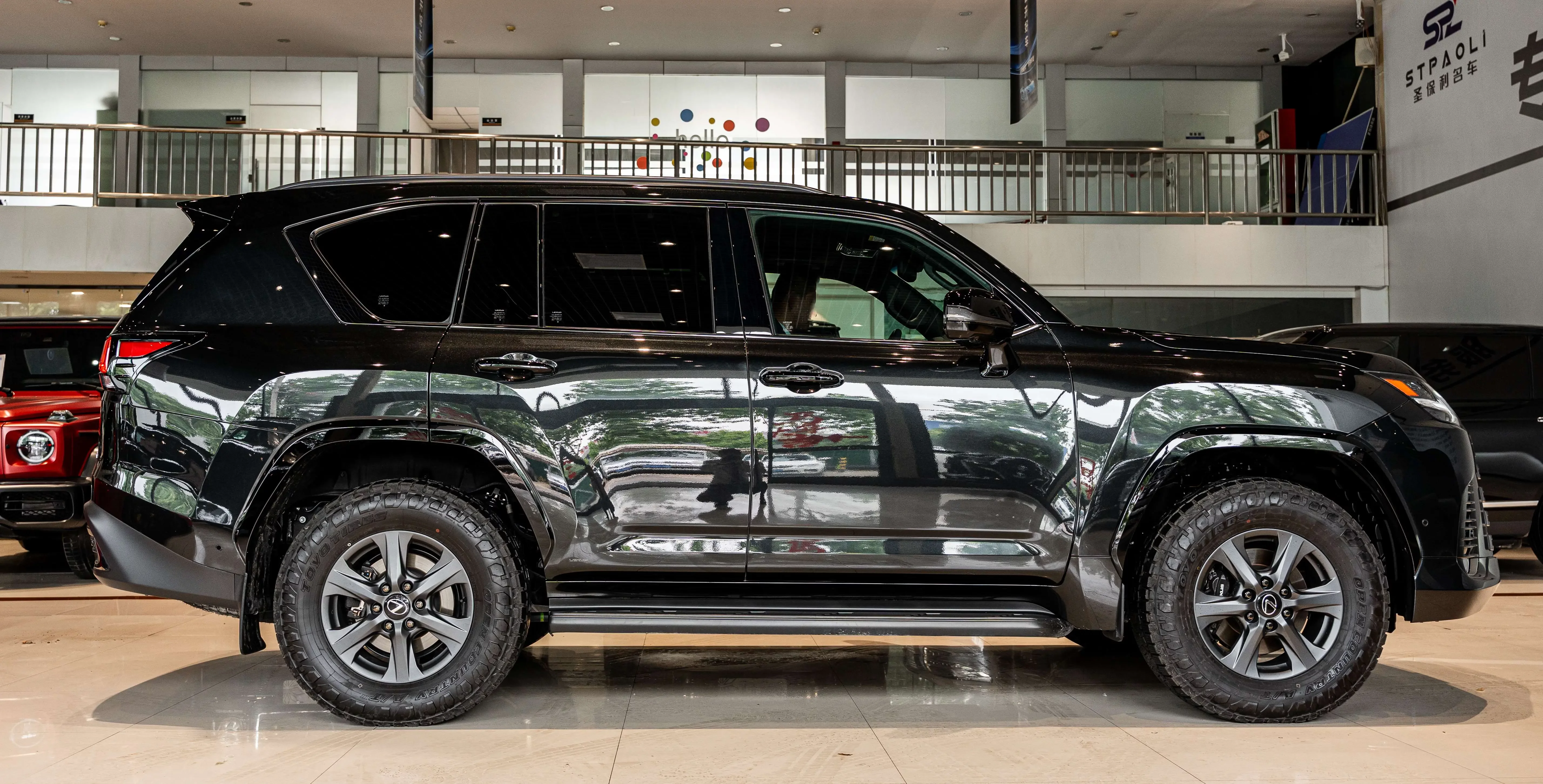 Lexus LX