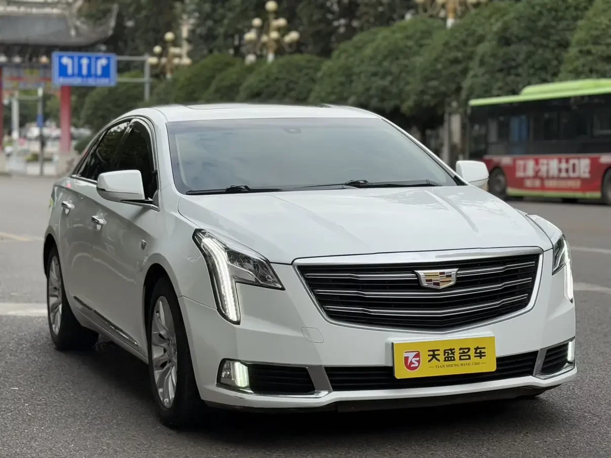 Cadillac XTS