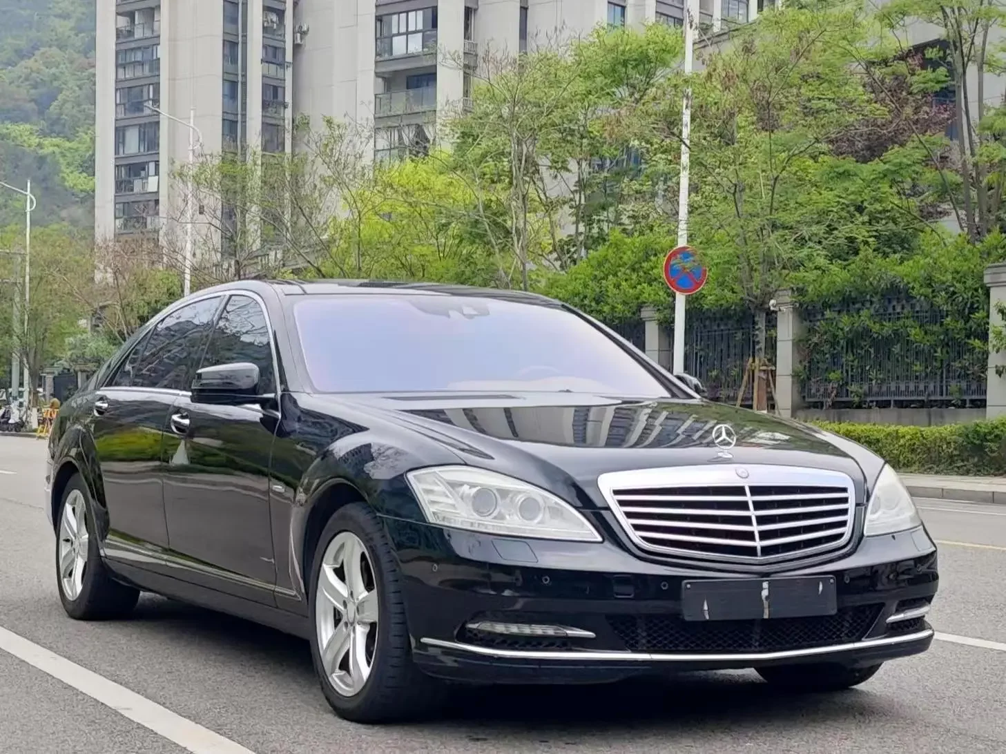 Mercedes-Benz S Class