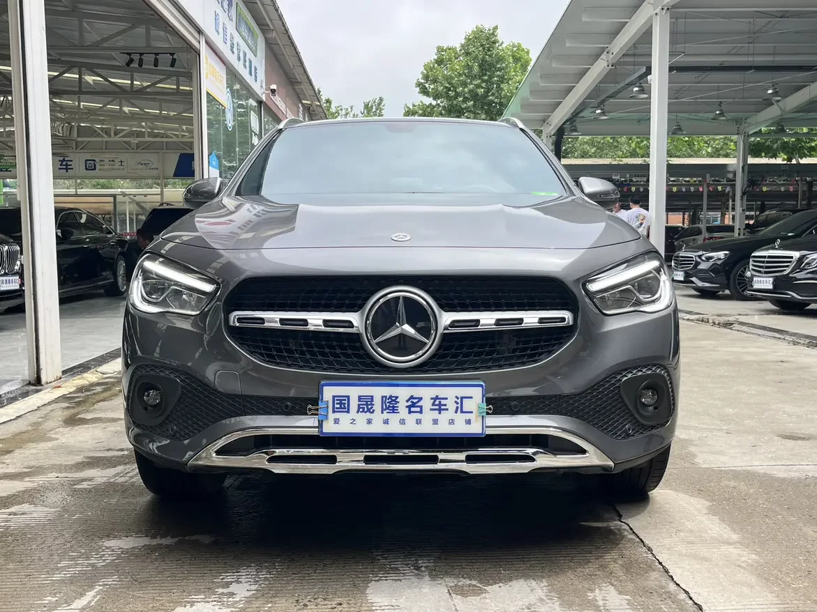 Mercedes-Benz GLA