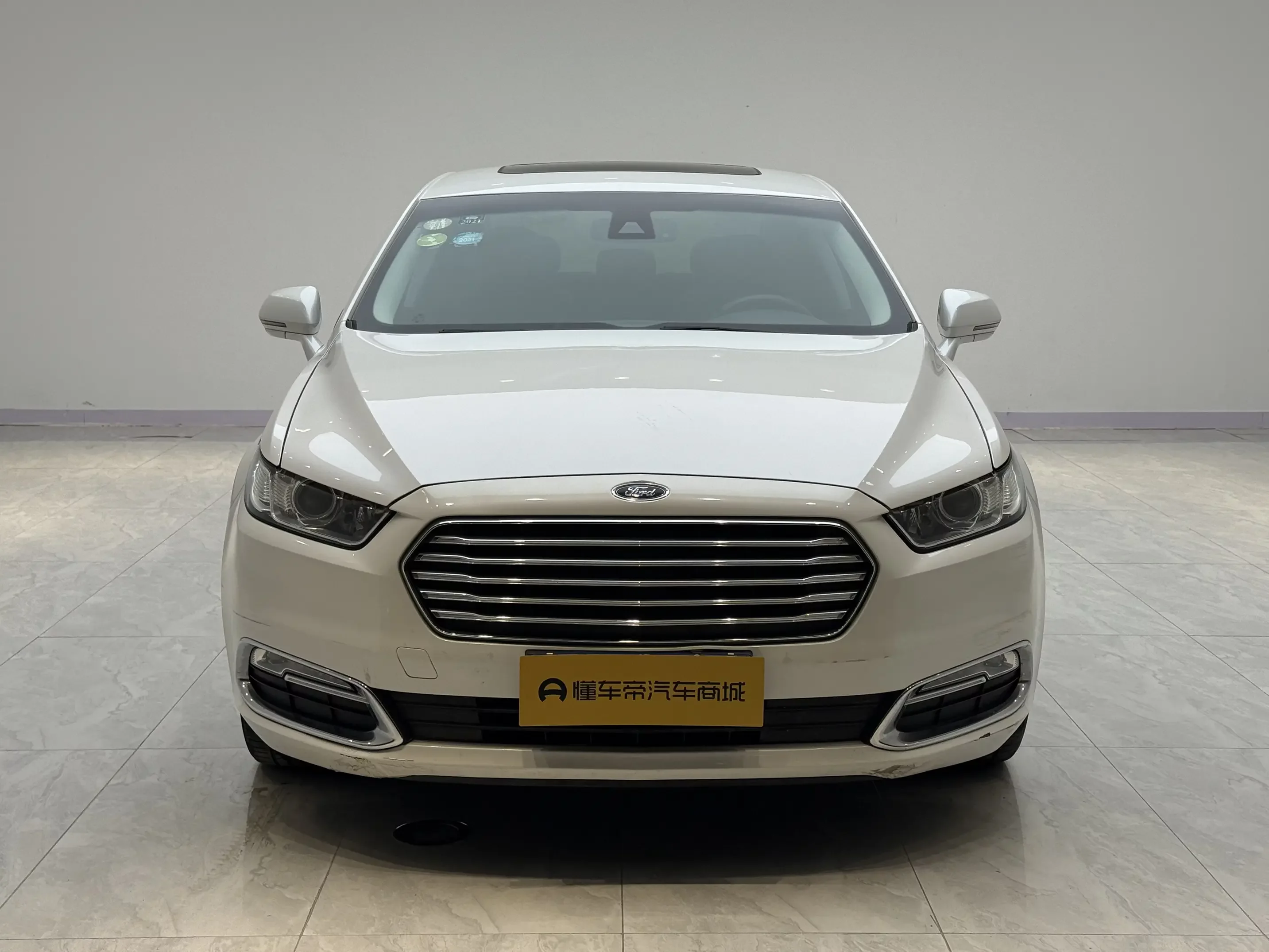 Ford Taurus