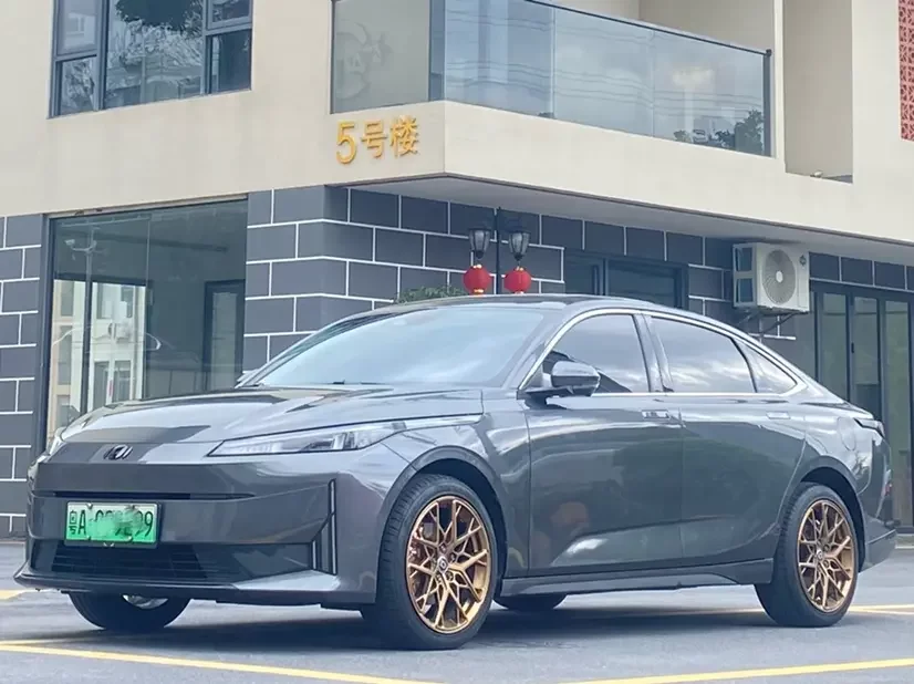 Changan Qiyuan A05