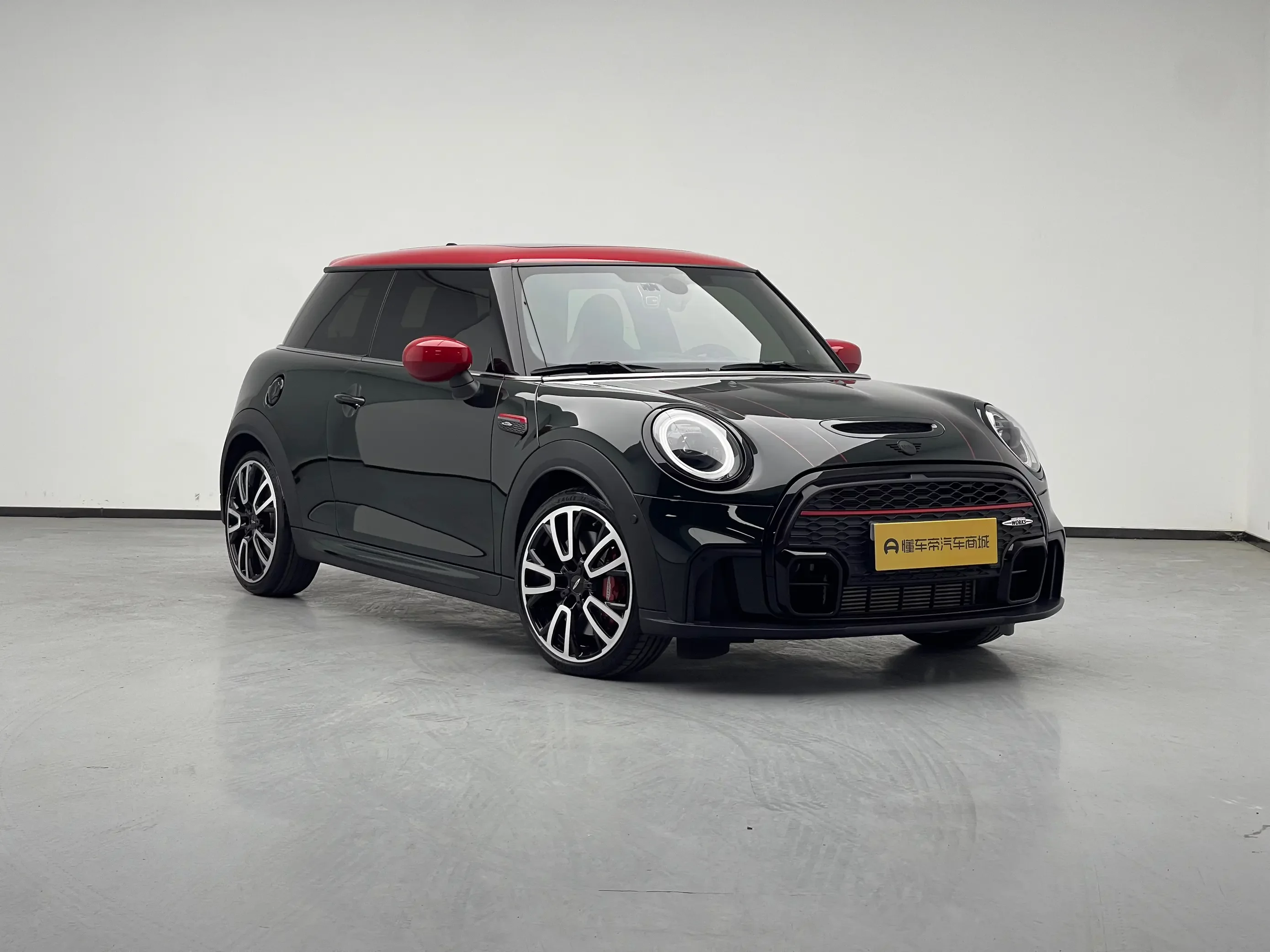 MINI JCW