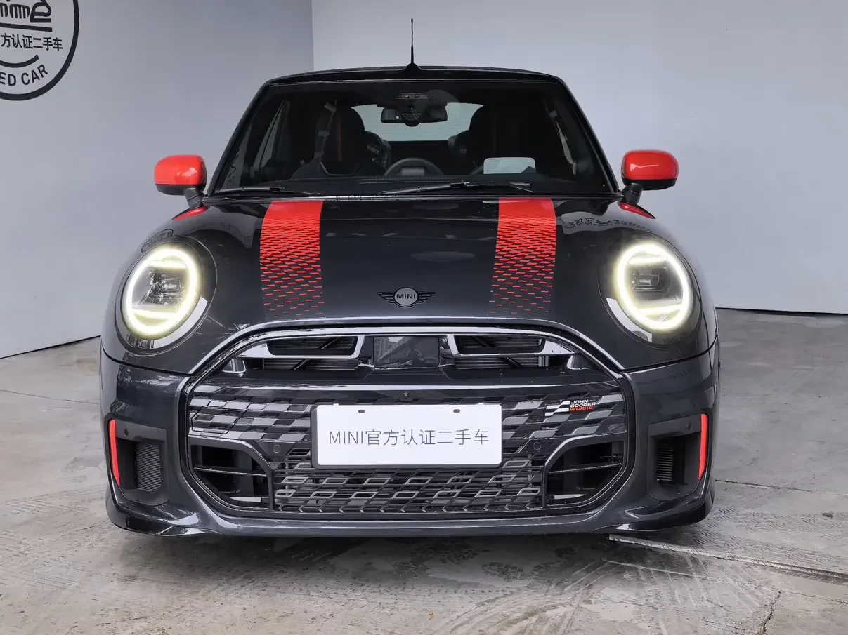 MINI JCW